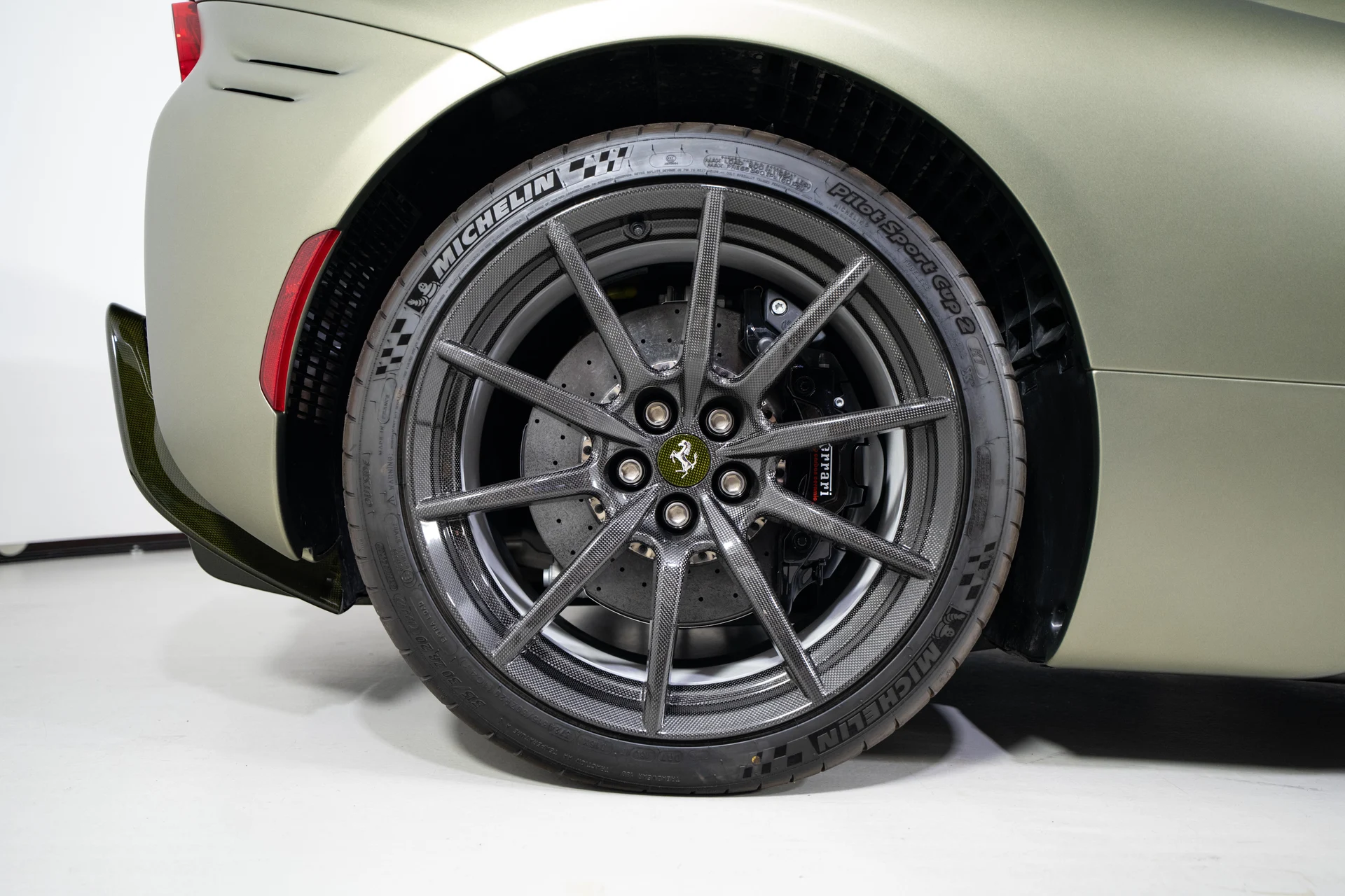 mph024_2184270482_458c98c3ba17d75e816ca0be5490f806_0ee1978937