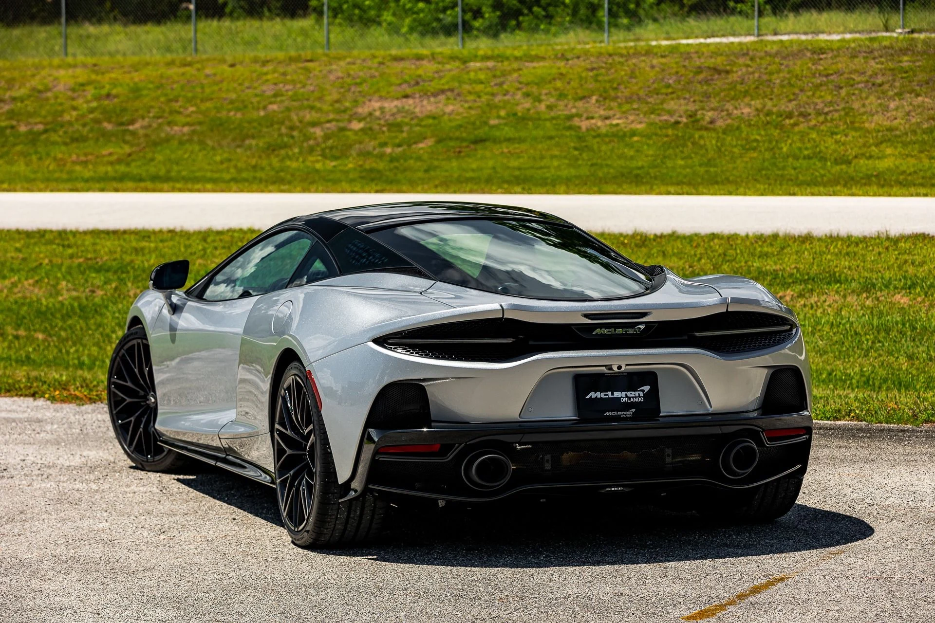 mph024_2206093655_137_p25_l_c2723fe163