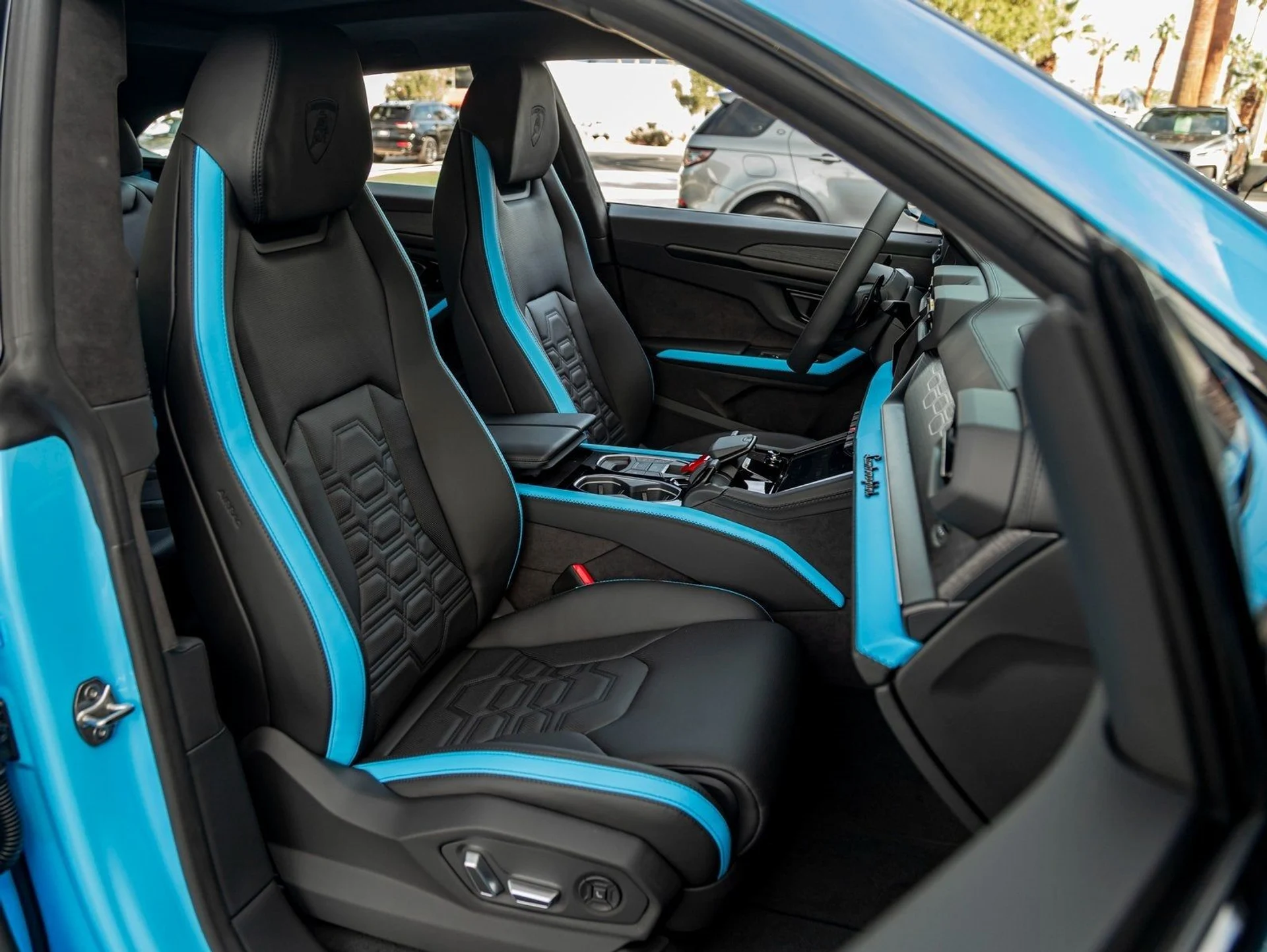 mph024_220694617_25_c51a2bf3cb