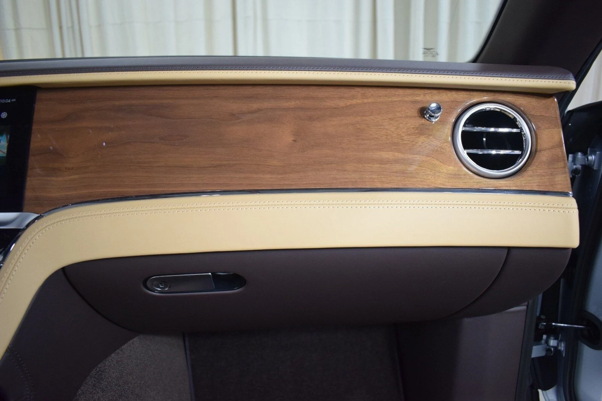 mph024_2211976430_e23ec788f202754806653a6dae7fd69fx_6416f6369d