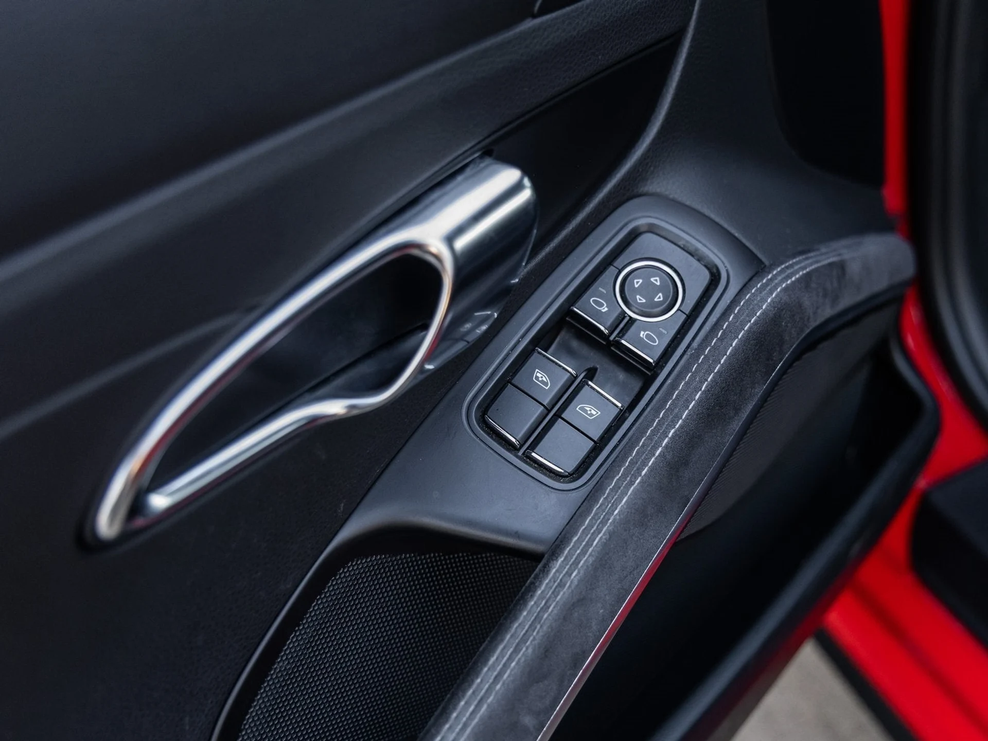 mph024_2215956255_25_46f53a0b48