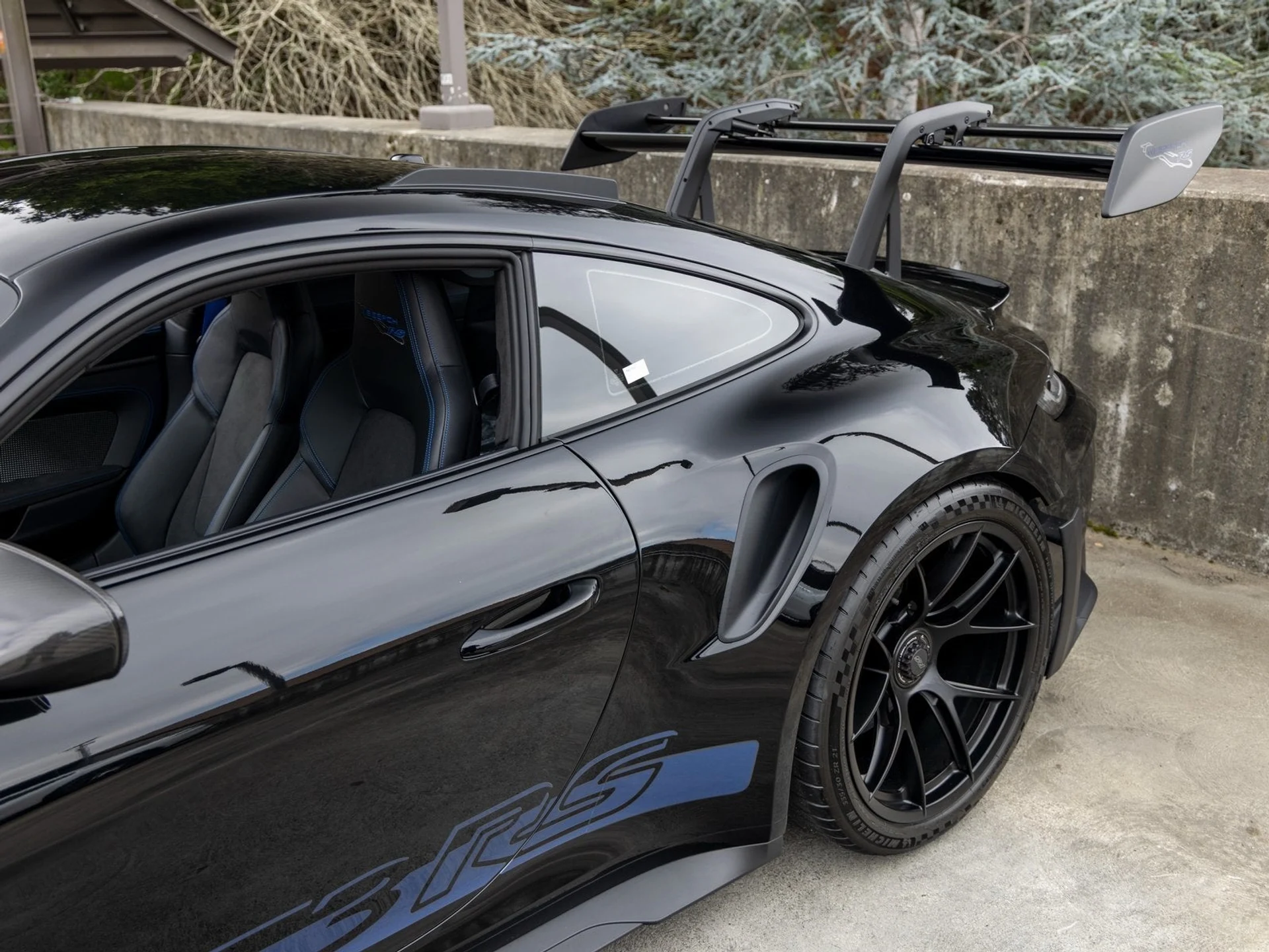 mph024_2217121572_25_5f4fb1e032