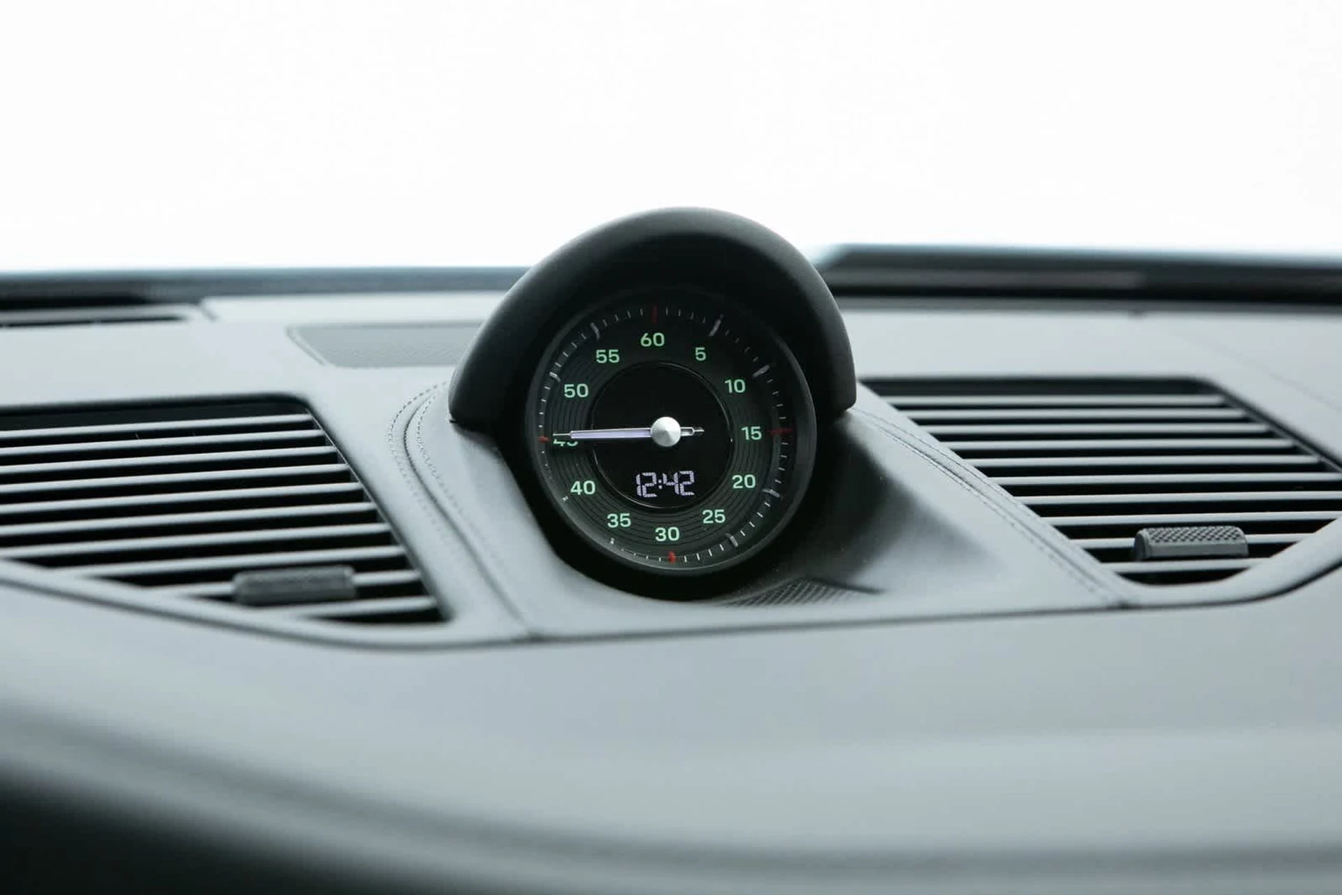 mph024_2218298031_2b9a7eaa32a5cb8785d8ea31c5d6a42bx_4608154c2c