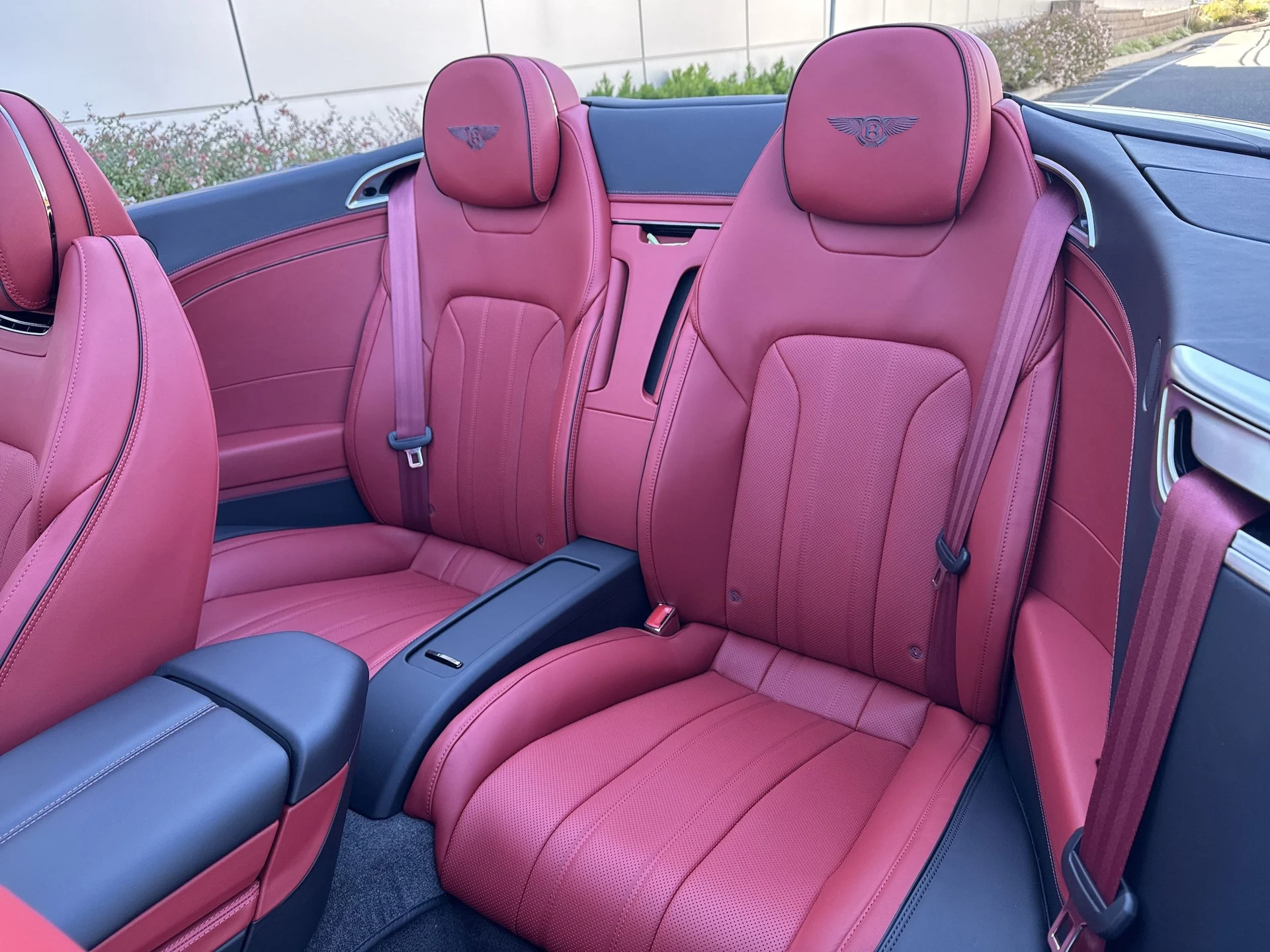 mph024_2222055586_0714d926d3fed2fe4bdfaeef2fd23aa1x_e6df6c0b11