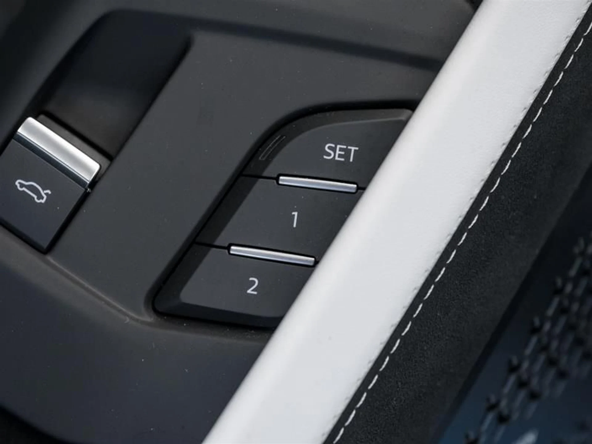 mph024_2223067503_11790389_1607586256_2d9a80a56d