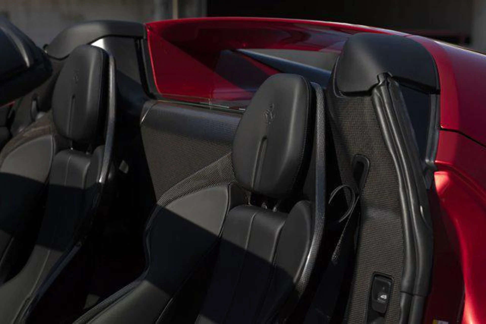 mph024_2224157830_D_Uo5uwpbxe_Pkqrm_Cl1_K6_Rx9_LLE_f154917ccc