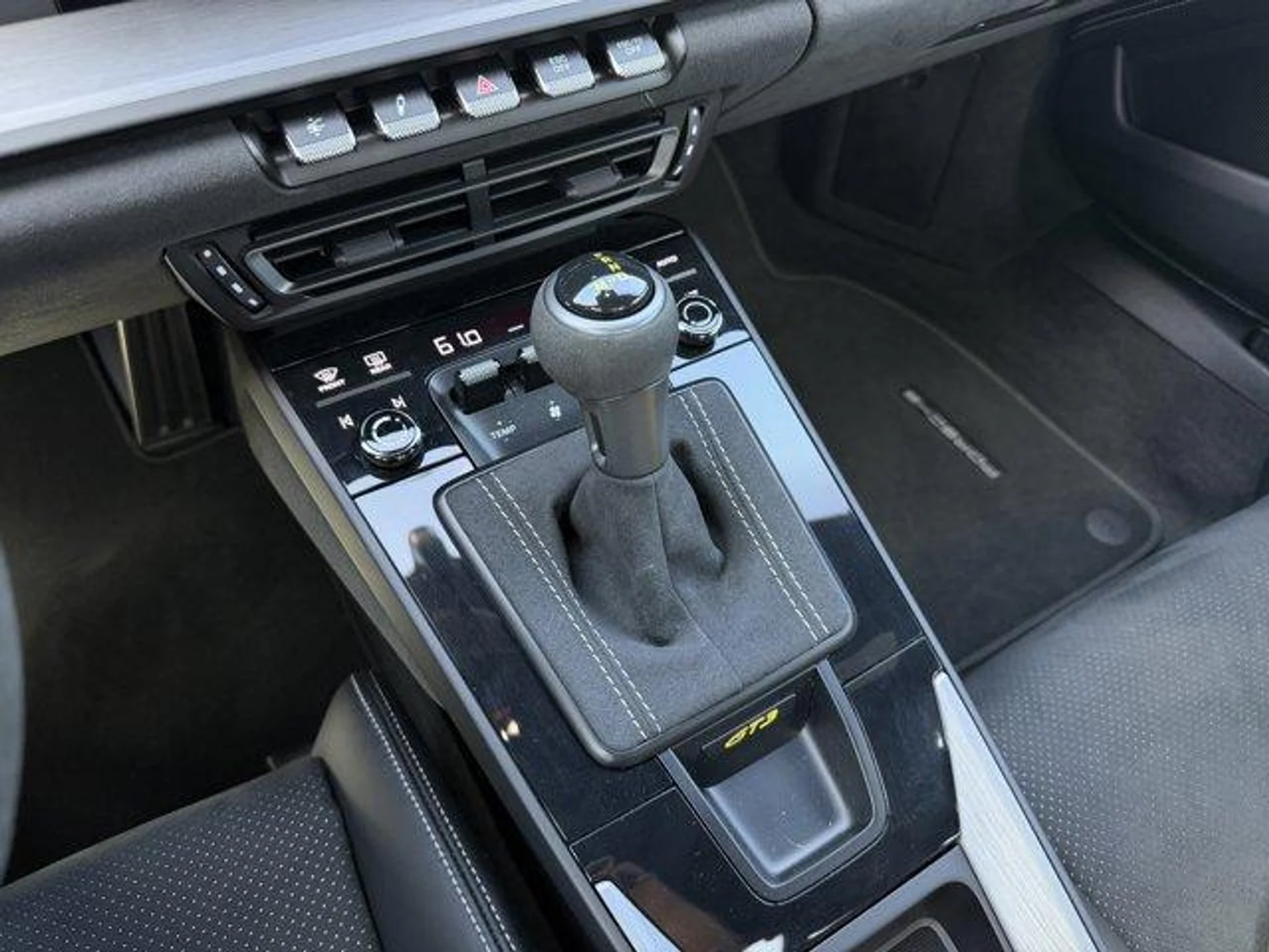 mph024_2225607717_O_Pj_LY_Bx30_MNIK_4_N4_Plxk0gins_Gg_46744c2eb8