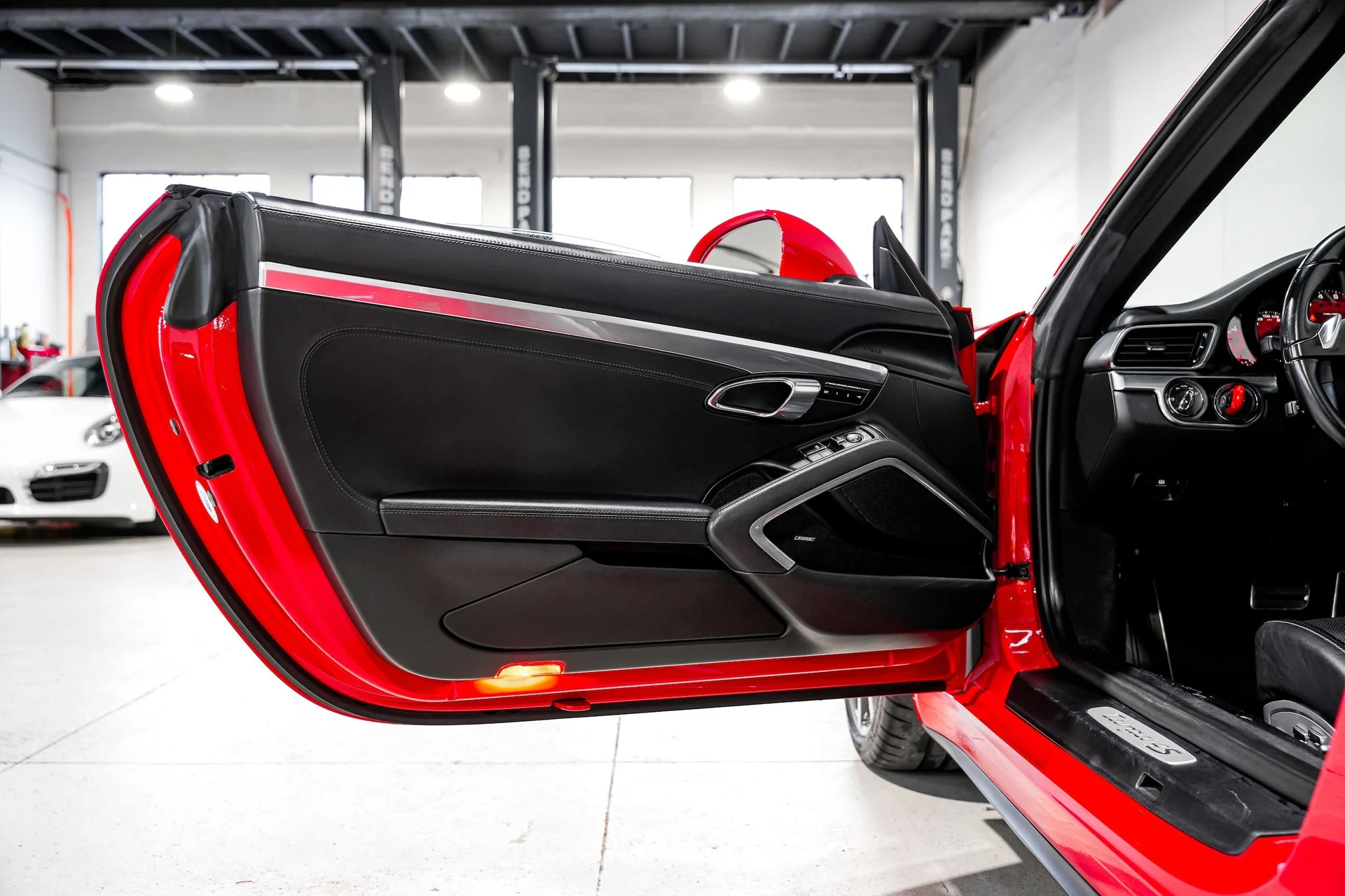 mph024_2229947116_136a088a757be3f6f25fb90f11456f2fx_d33e3d3303