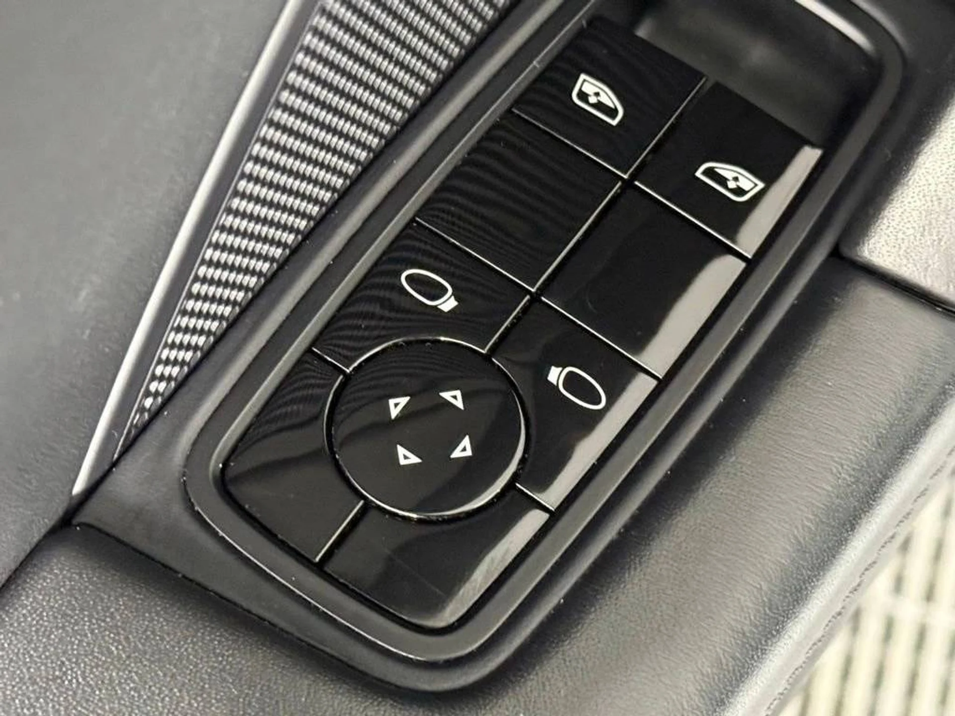 mph024_2233223855_1280_02a5fd6d42