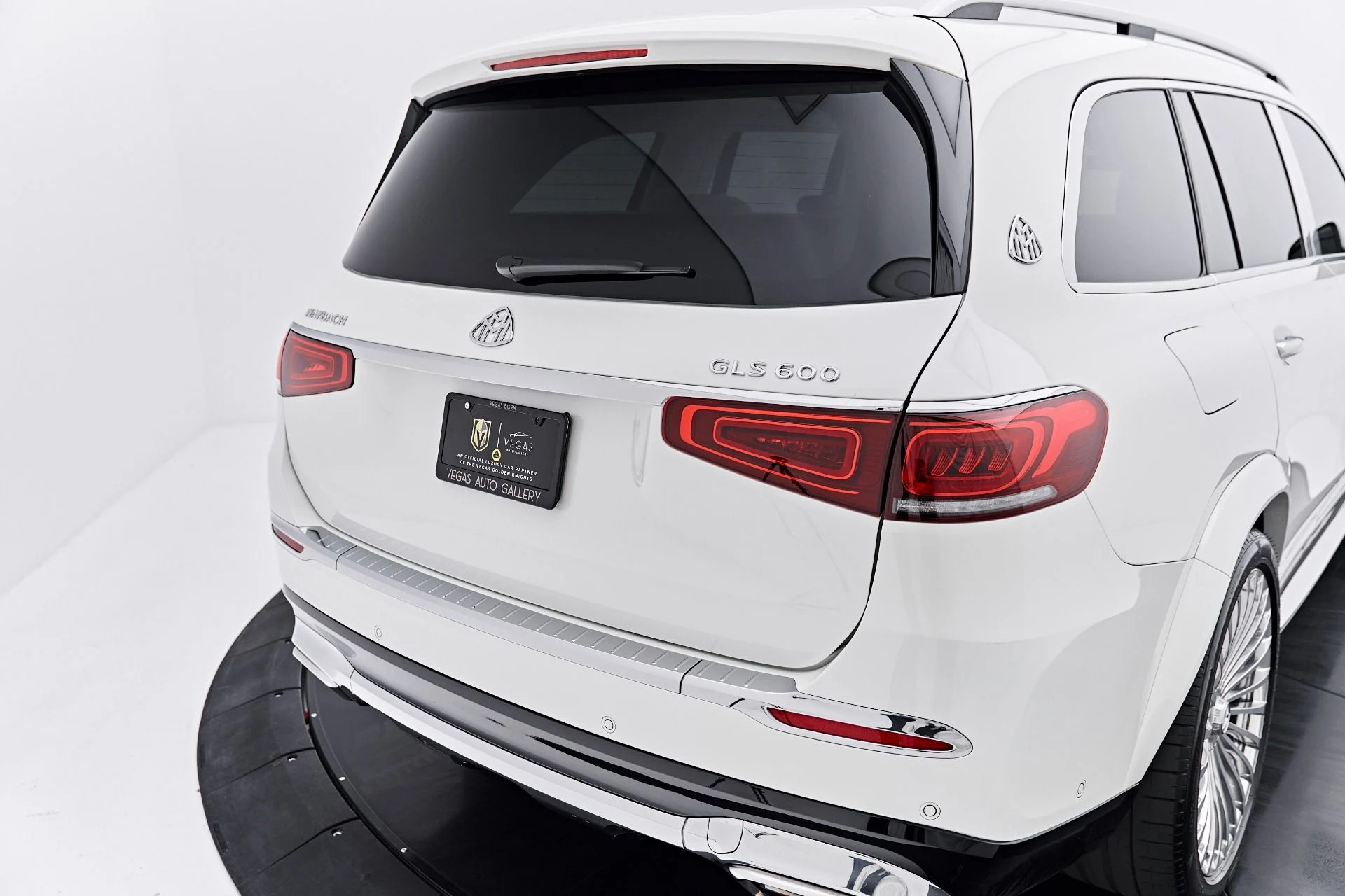 mph024_2234578114_Used_2023_Mercedes_Benz_GLS_Maybach_GLS_600_1789174520_002e7d690a
