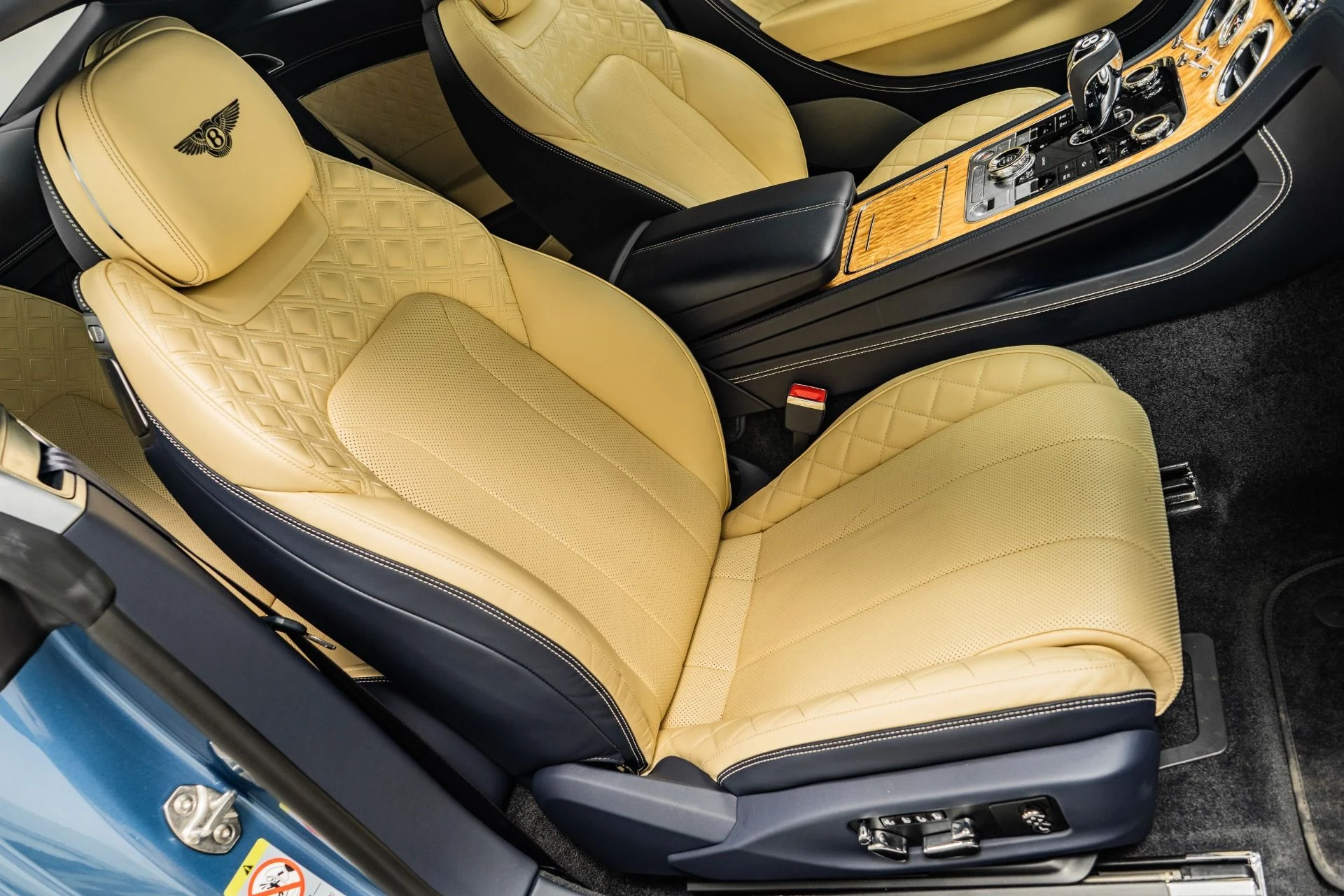 mph024_2239313272_Used_2020_Bentley_Continental_GT_W12_1756499288_a4baa6f680