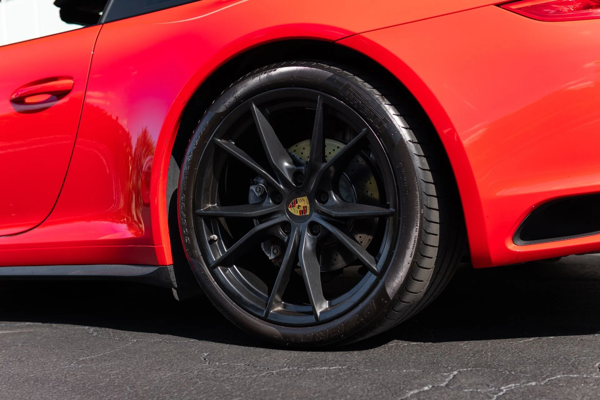 mph024_2258626972_Used_2019_Porsche_911_Carrera_4_1772073420_780f2d1b1d