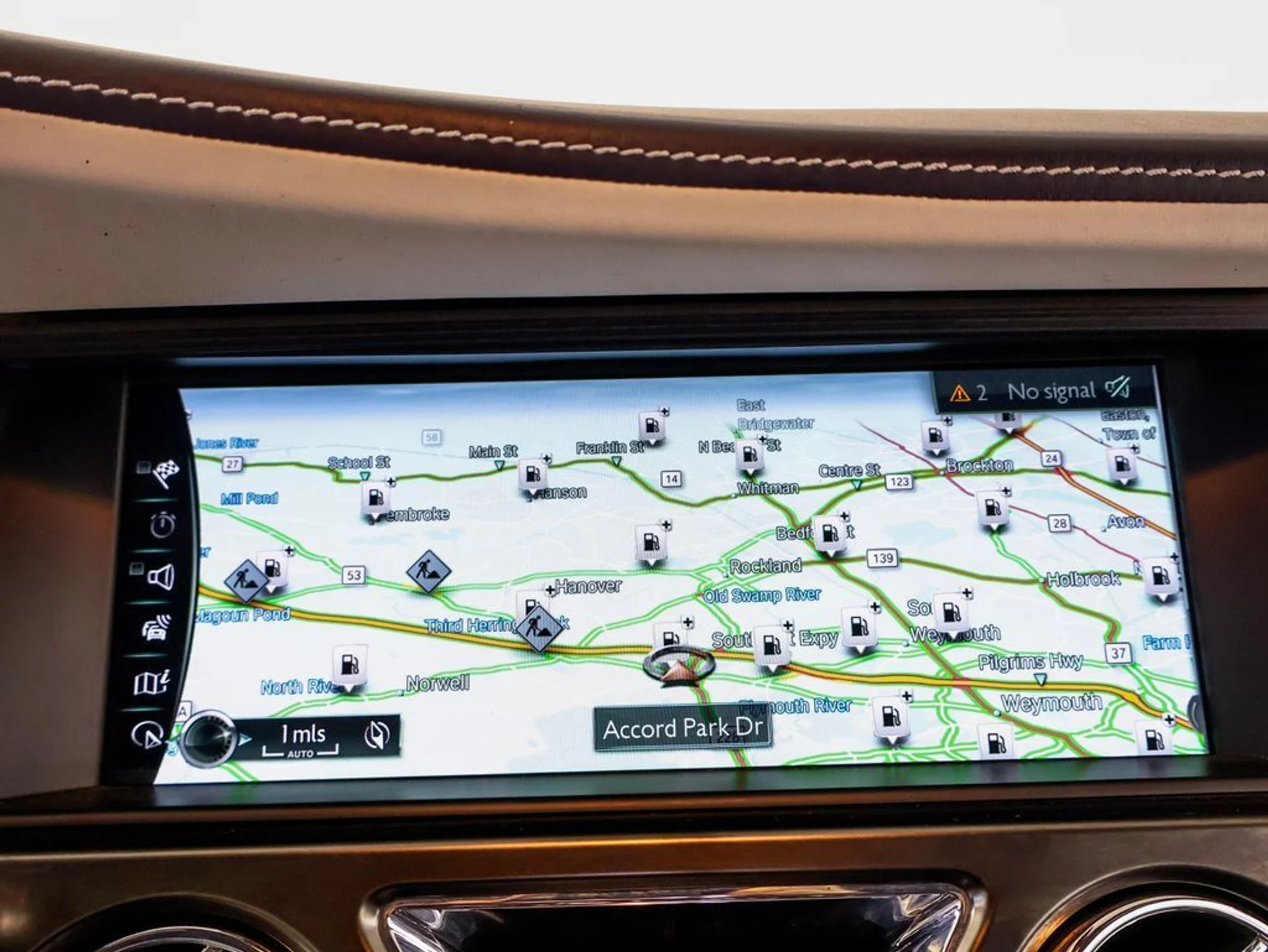 mph024_2262368604_5f049d23224bb0f8c016090779cf6052x_d4a059d9d5