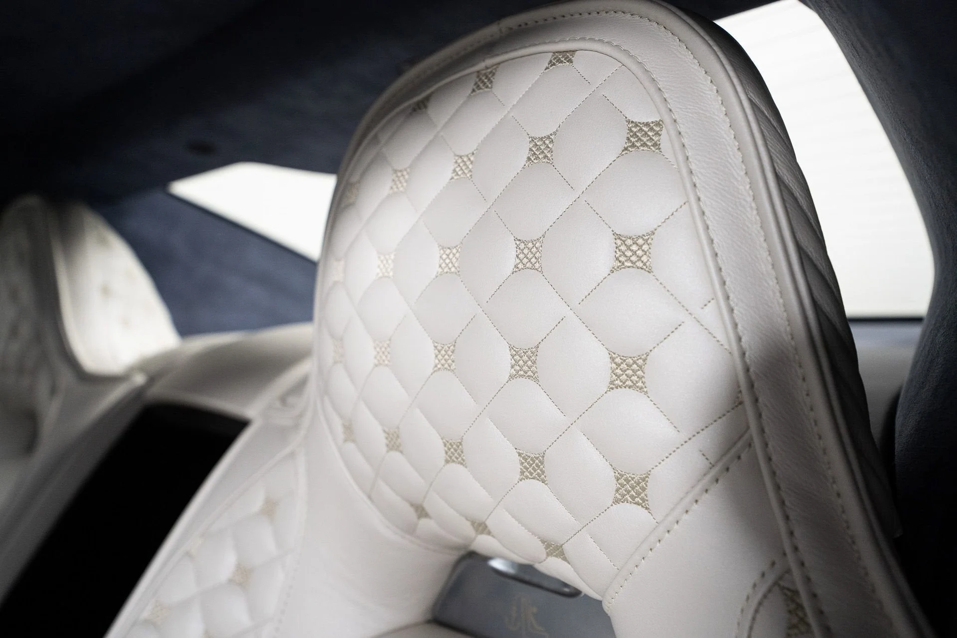 mph024_2267079806_c9bf2f90bbe44c78958e13262137f6c7_5891c0f474