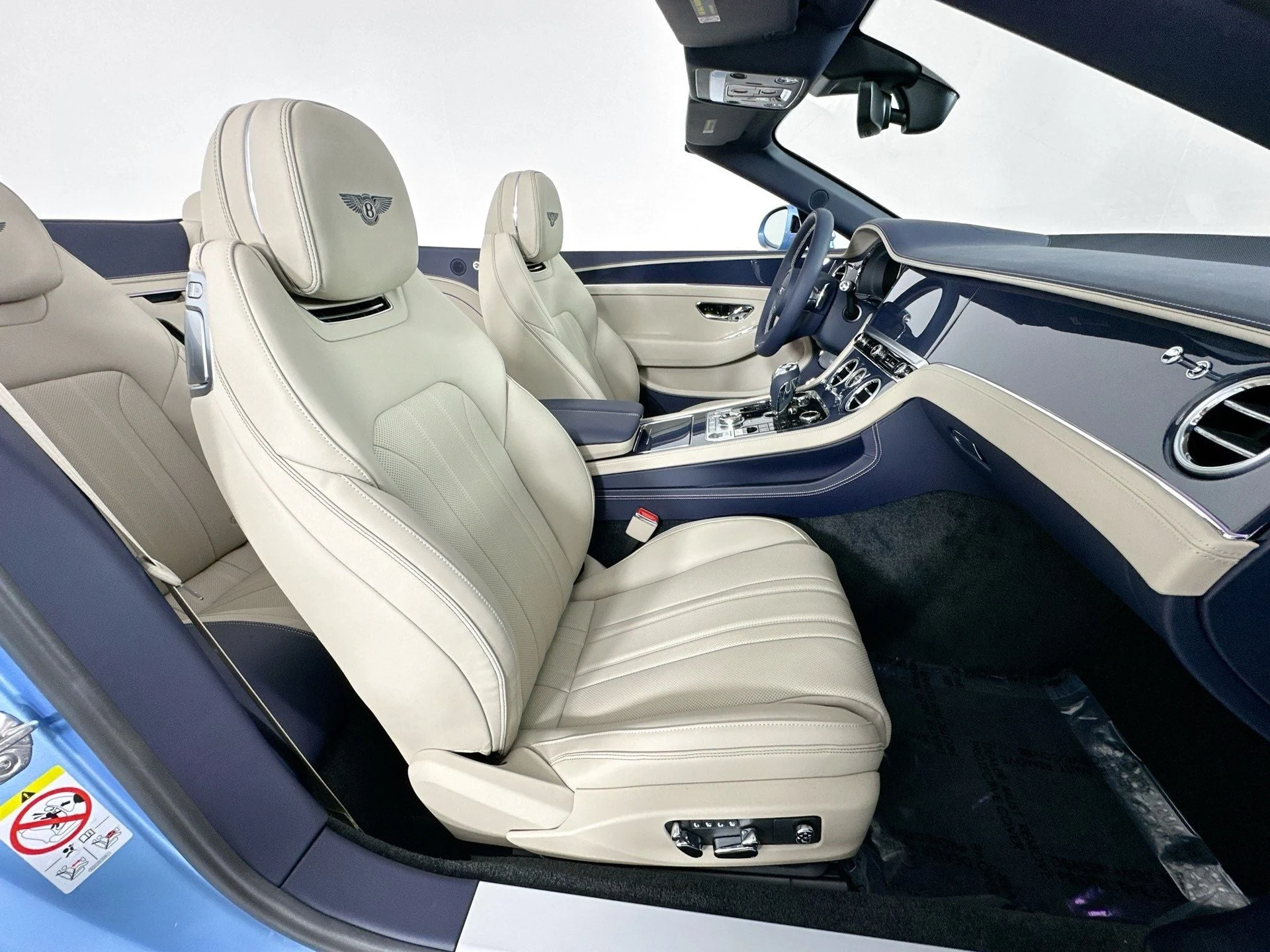 mph024_2272867698_25_4db1d44931