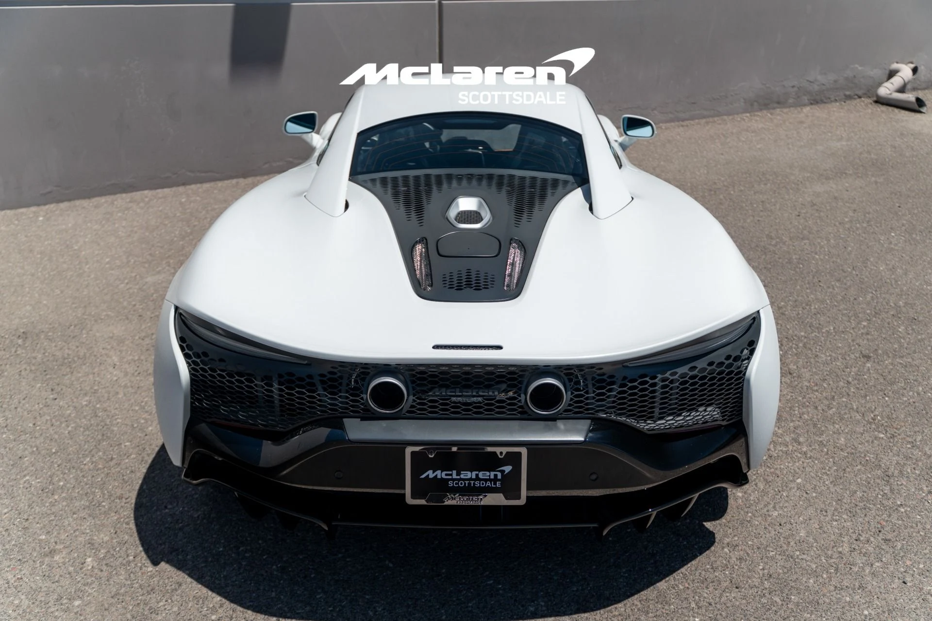 mph024_2275722255_Used_2026_MCLAREN_ARTURA_1781288579_5d8a950481