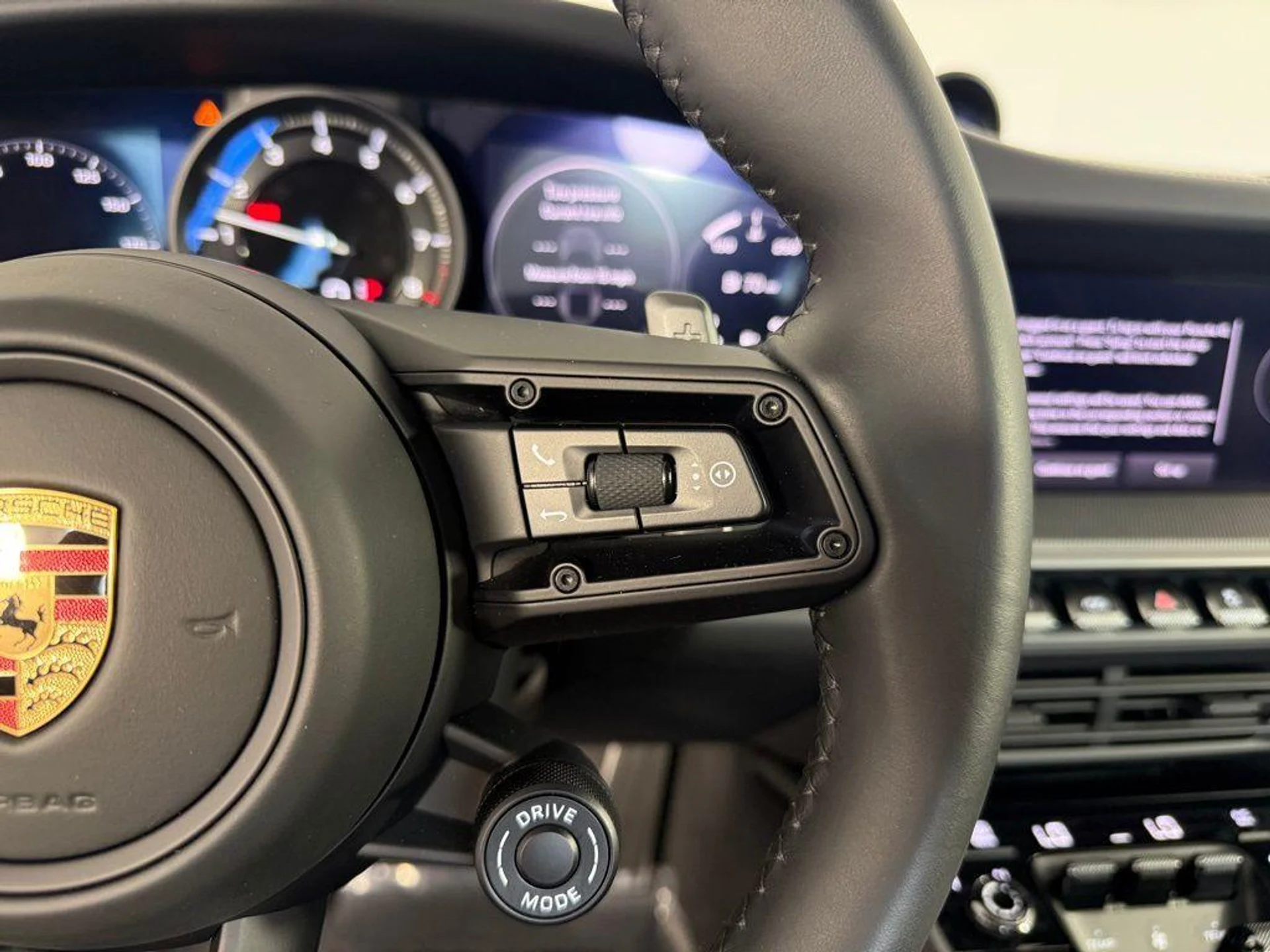 mph024_227594316_kq_LWX_Atxm_zh7_Ig_F_Gg15_PPM_5i4_d077701660