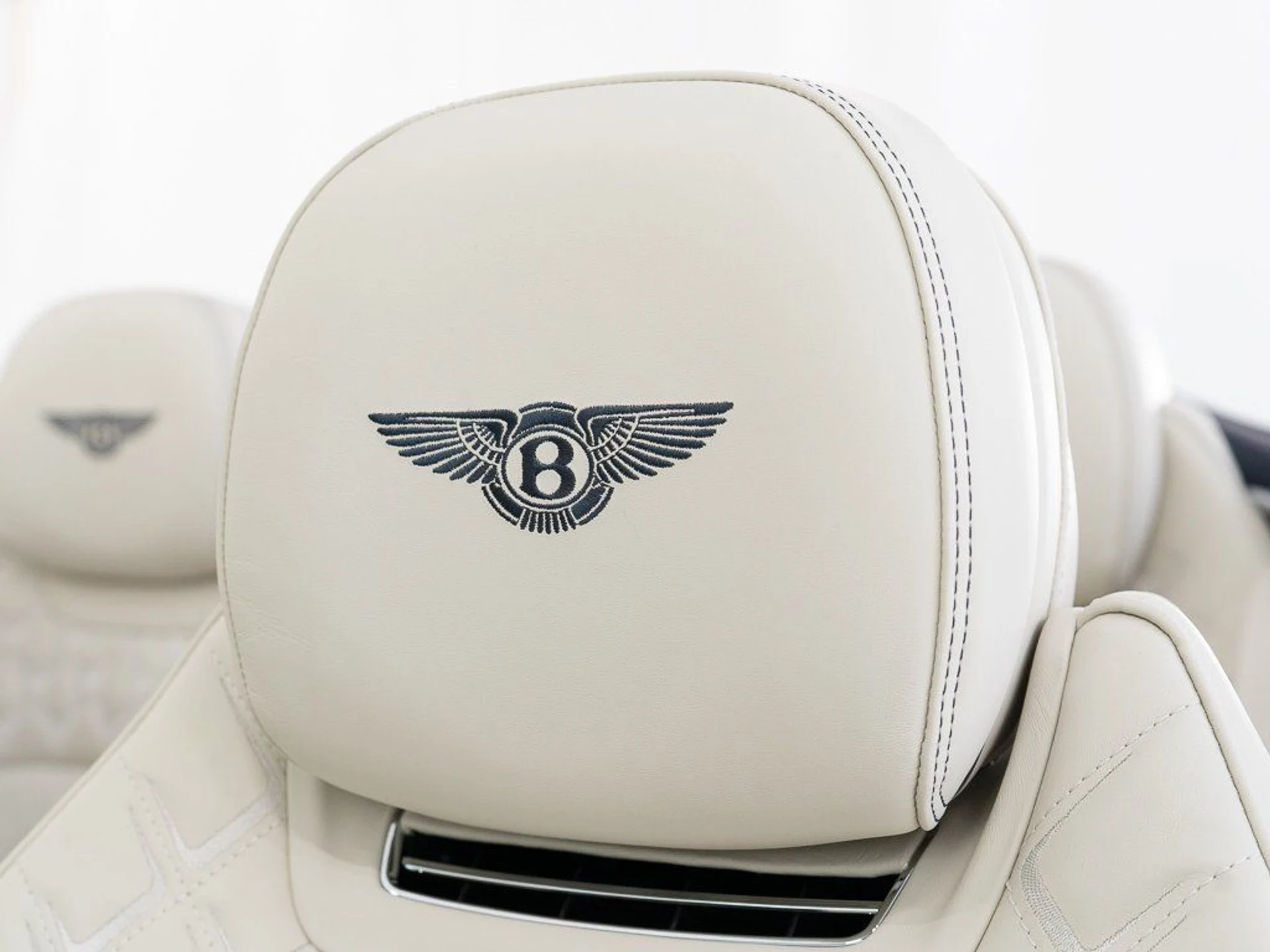 mph024_2281473278_9f2443031ea996da00bcb6b4be9d98f0_82d913513e