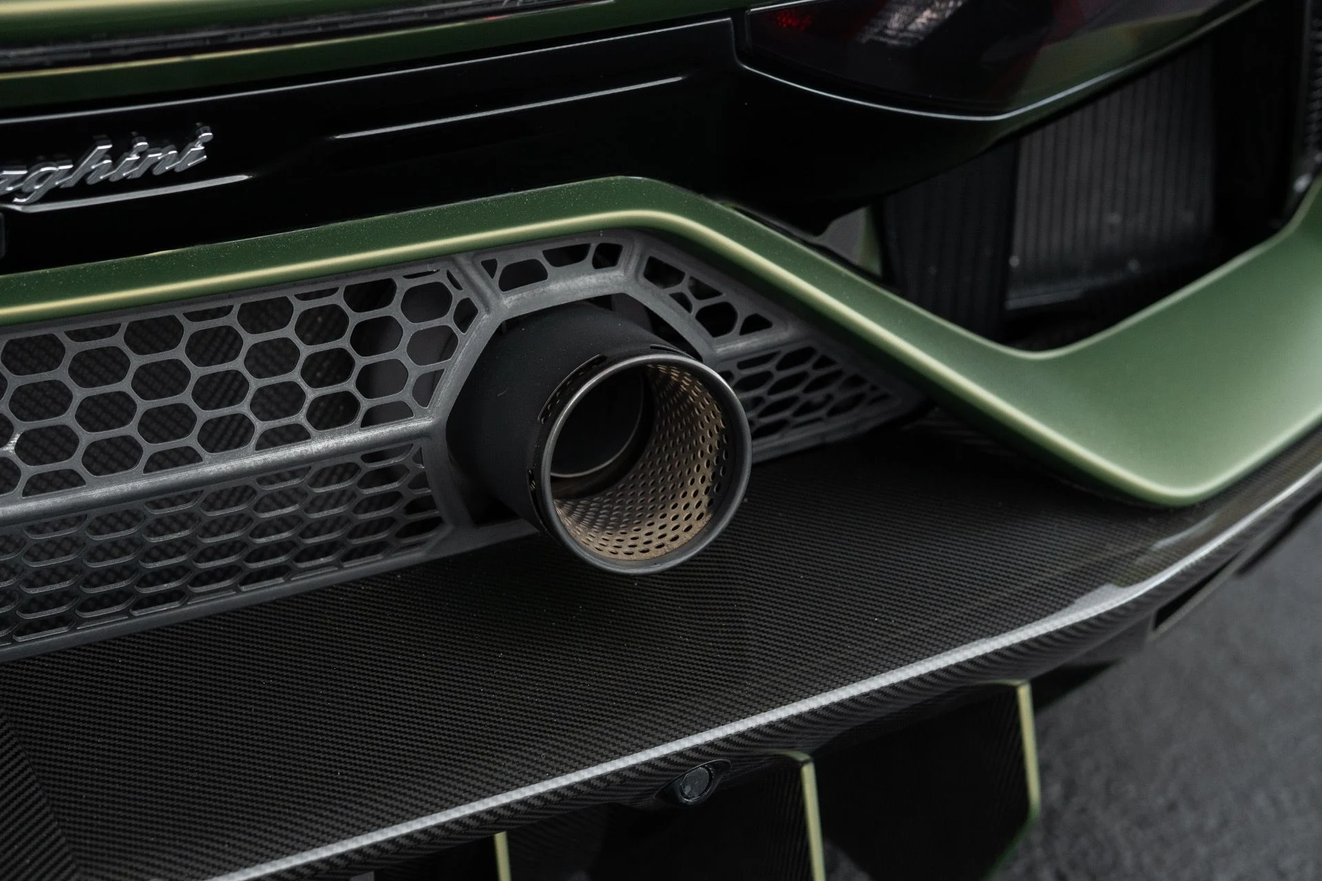 mph024_228762406_Used_2021_Lamborghini_Aventador_LP_770_4_SVJ_Roadster_1773716701_0f72acf0d7