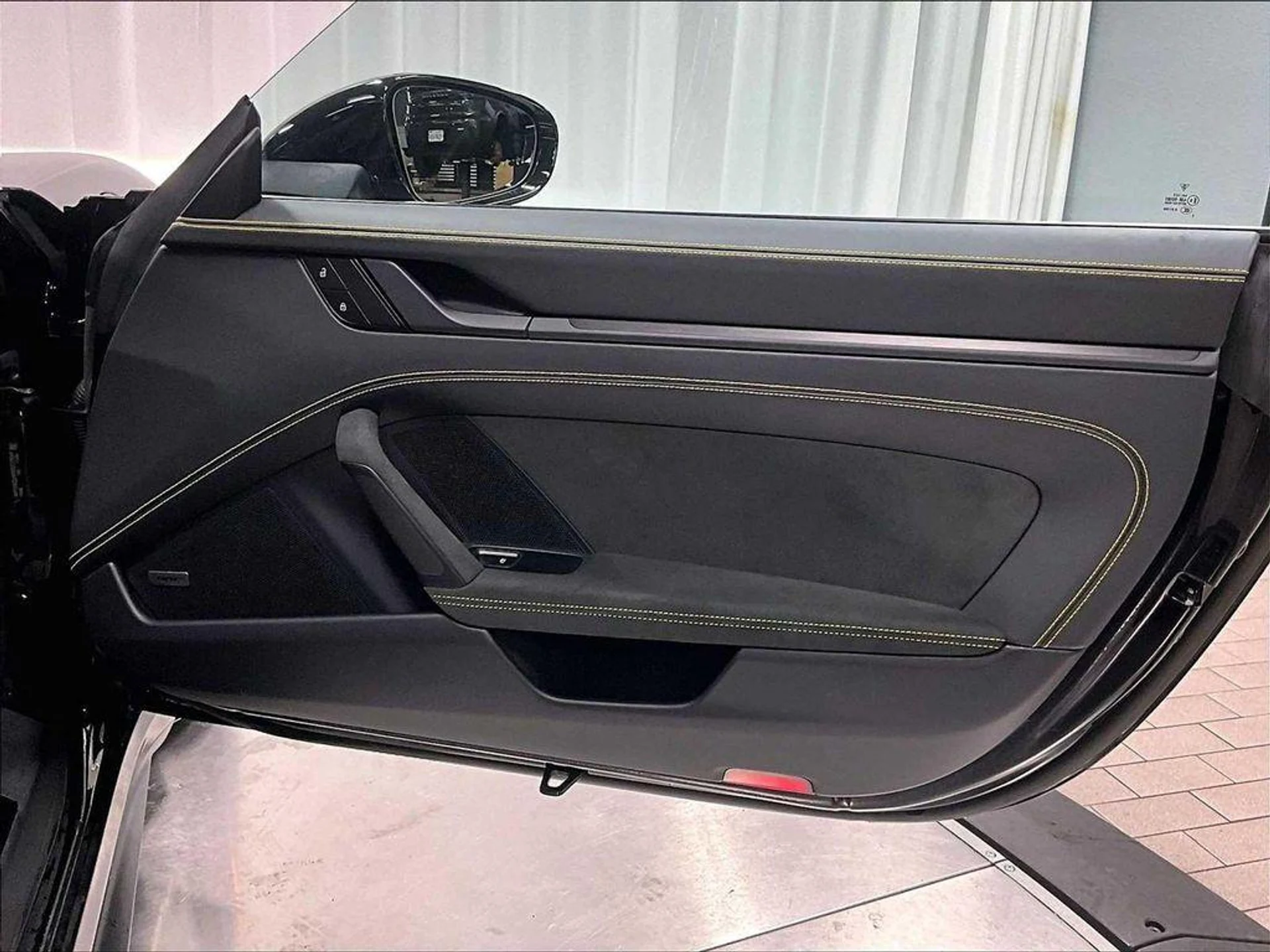 mph024_2288372364_02de_P95_Lgs_W4_P_Mmc_Dt_J_0yh5_Xp4_2149e58fb6