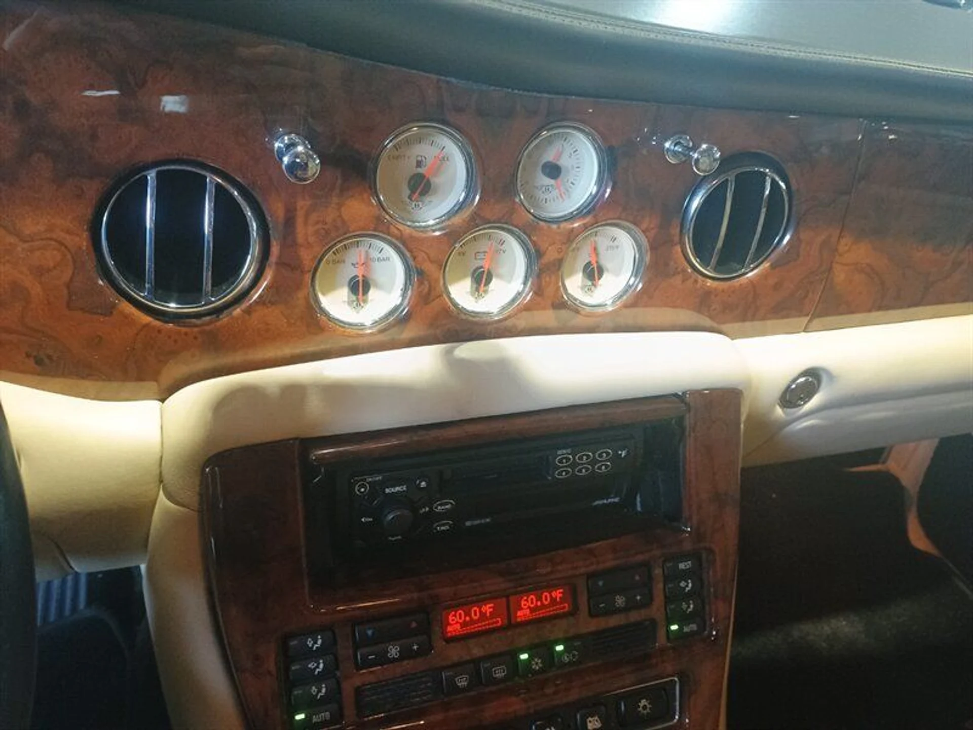 mph024_2292594822_fc21180852_800_90f42b4d2a