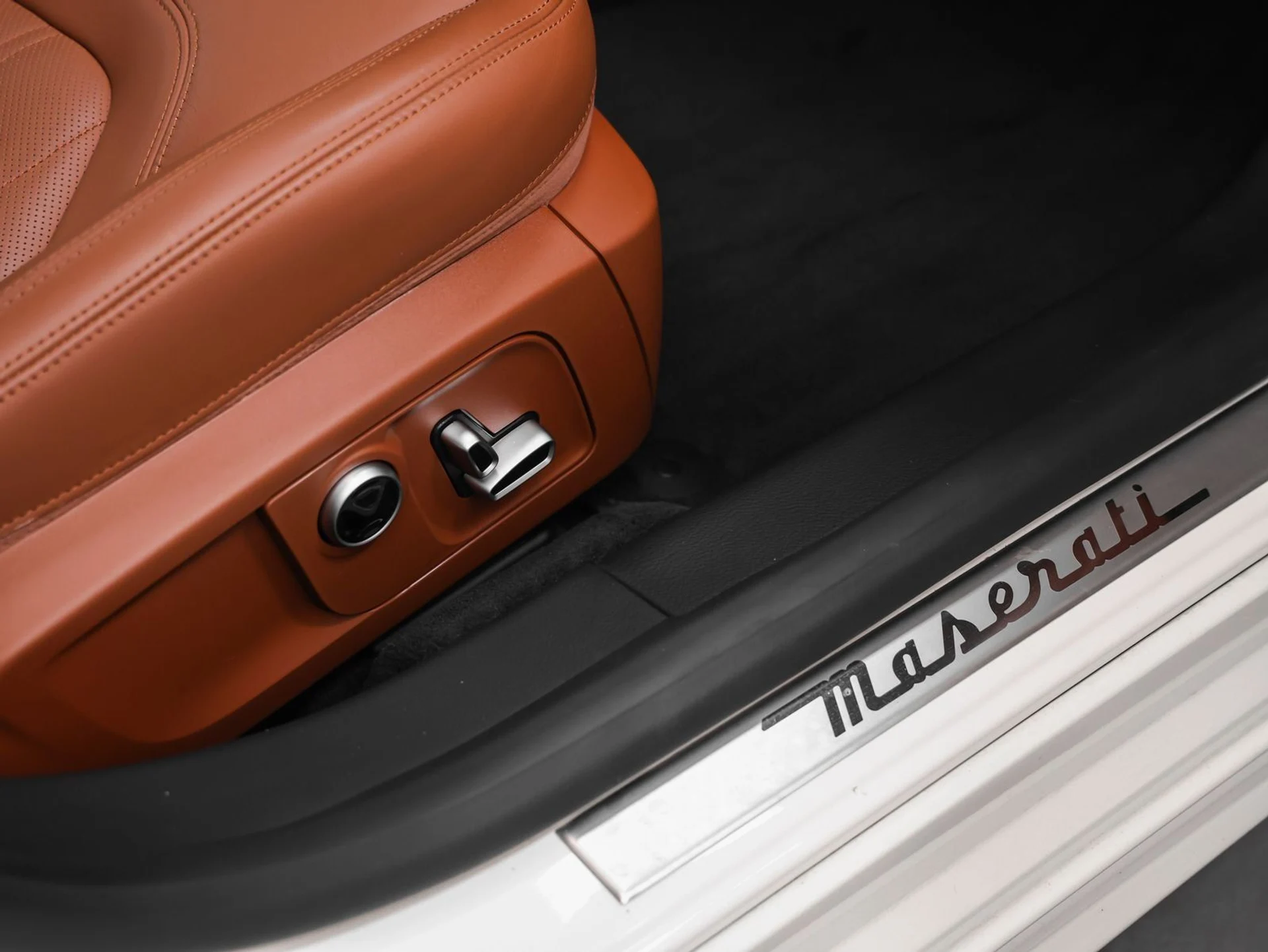 mph024_2293777783_25_42278d07a6