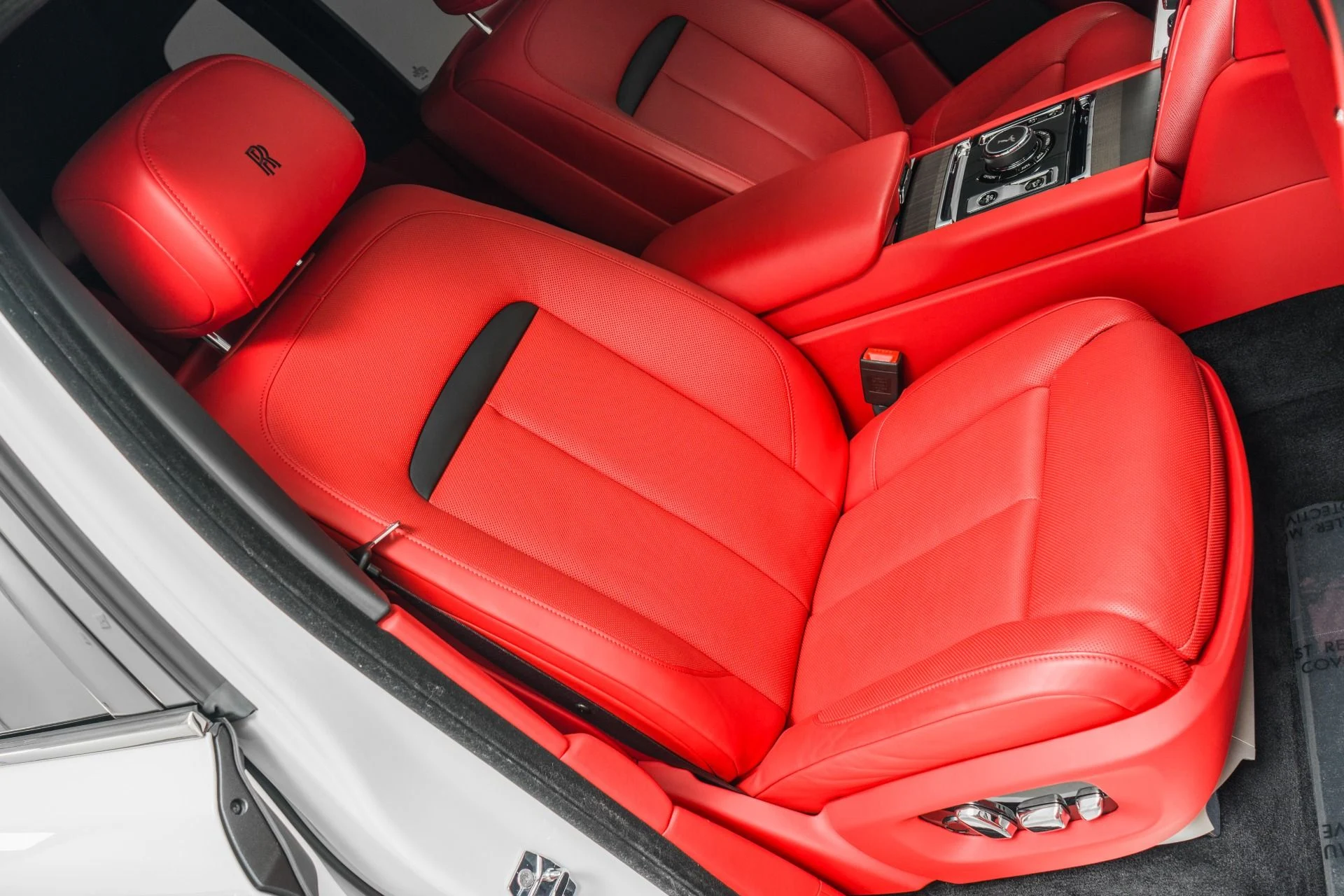 mph024_2296760351_Used_2024_Rolls_Royce_Cullinan_Shooting_Star_Headliner_Picnic_Tables_Low_Miles_1772230993_a5523a9f15