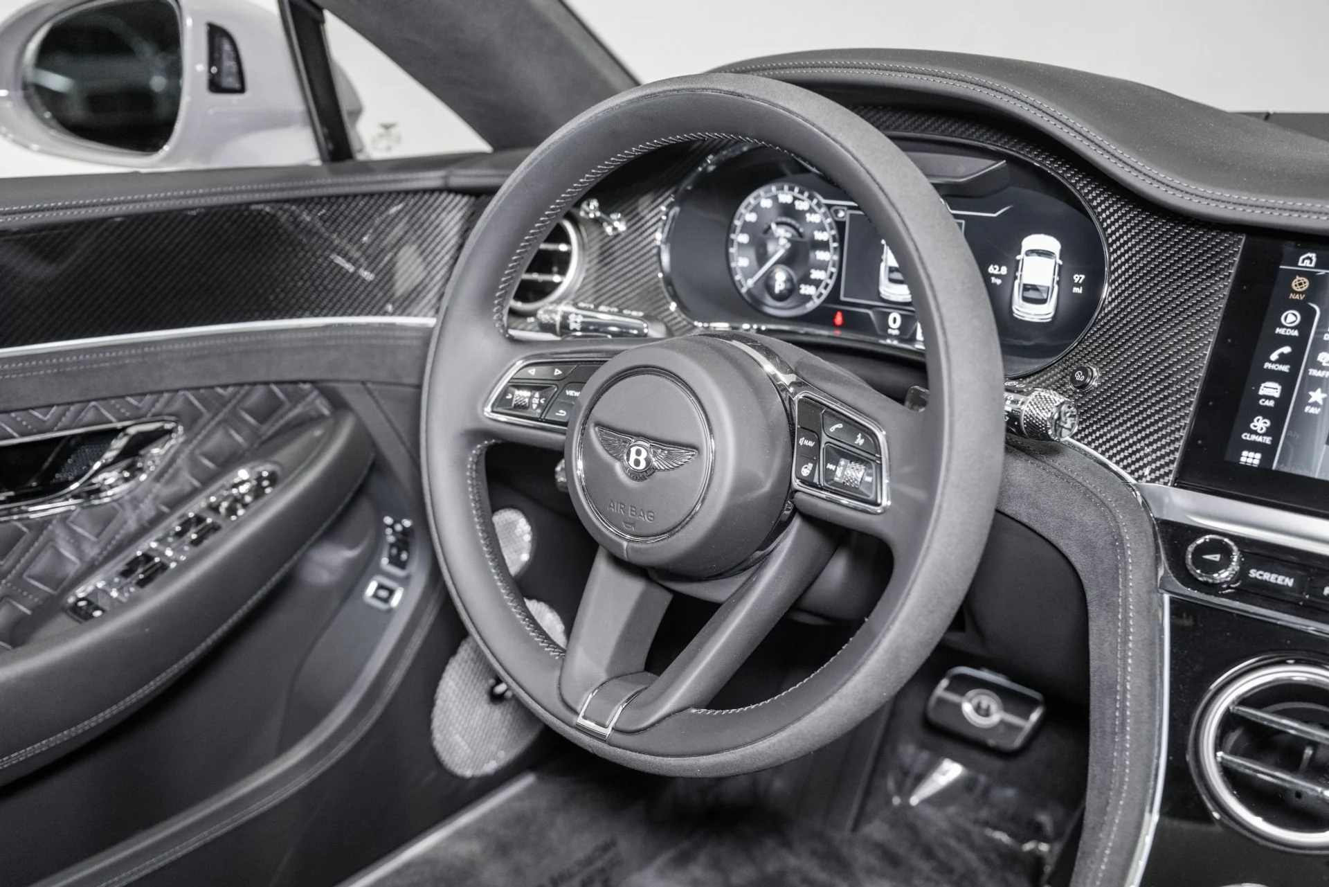 mph024_2298565321_Used_2024_Bentley_Continental_GT_Speed_1775572557_63c84918d3