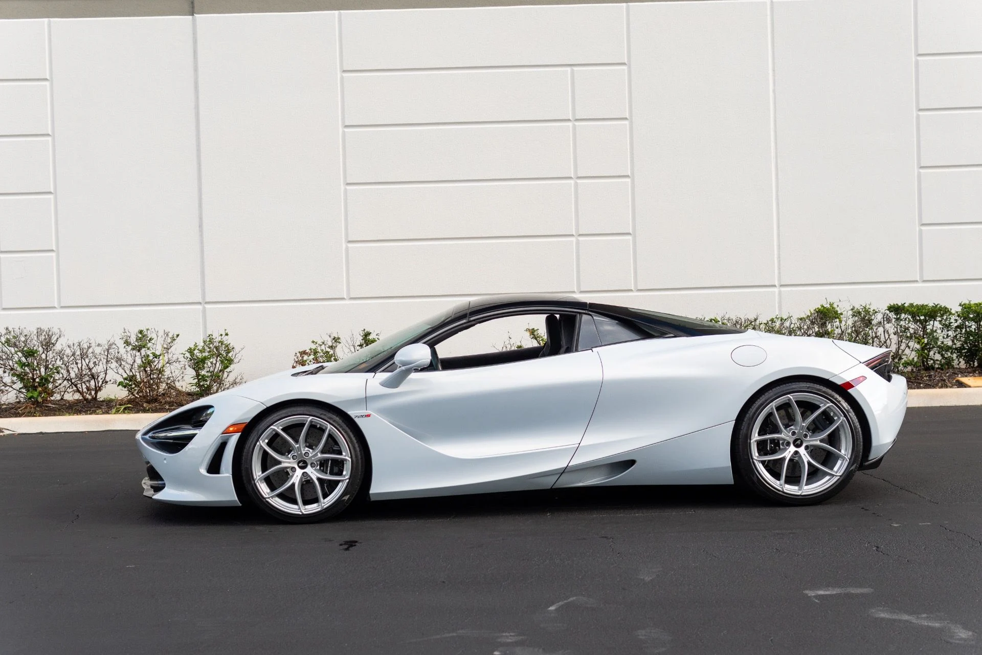 mph024_2304421597_Used_2020_Mc_Laren_720_S_Spider_Performance_1767737574_c20f6beb45