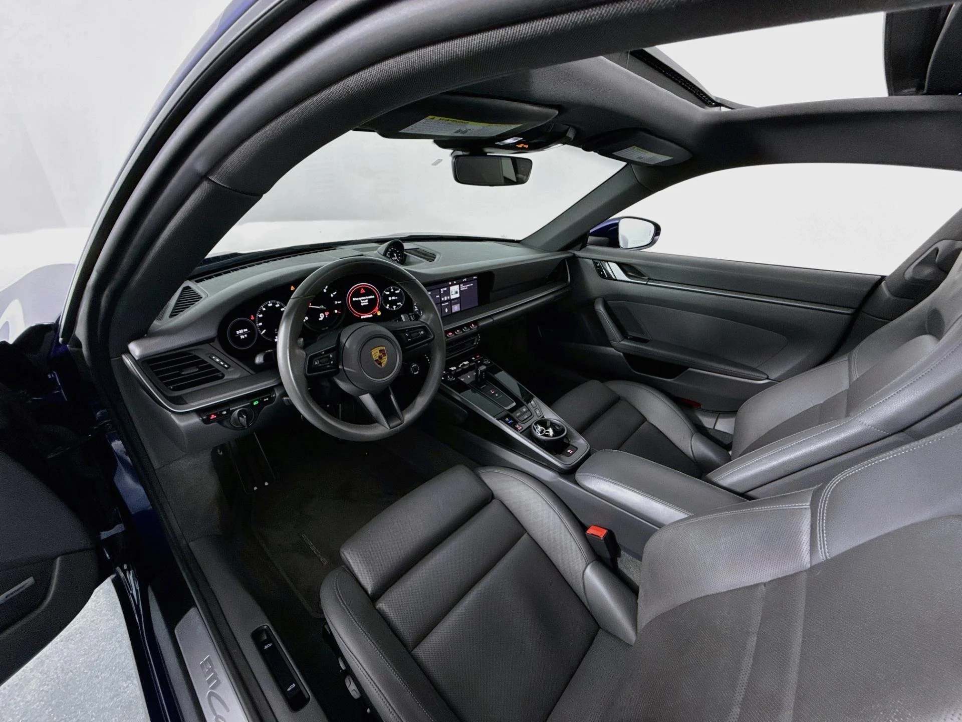 mph024_231010188_Used_2021_Porsche_911_Carrera_1790195420_064ec88edb