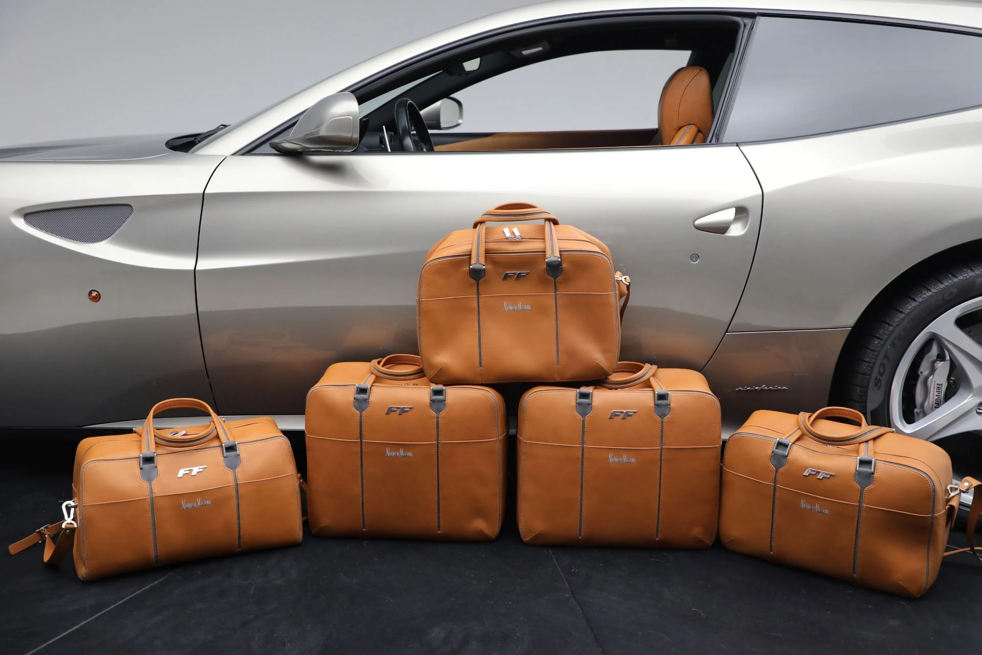 mph024_231019176_Used_2012_Ferrari_FF_1a3ac6c041