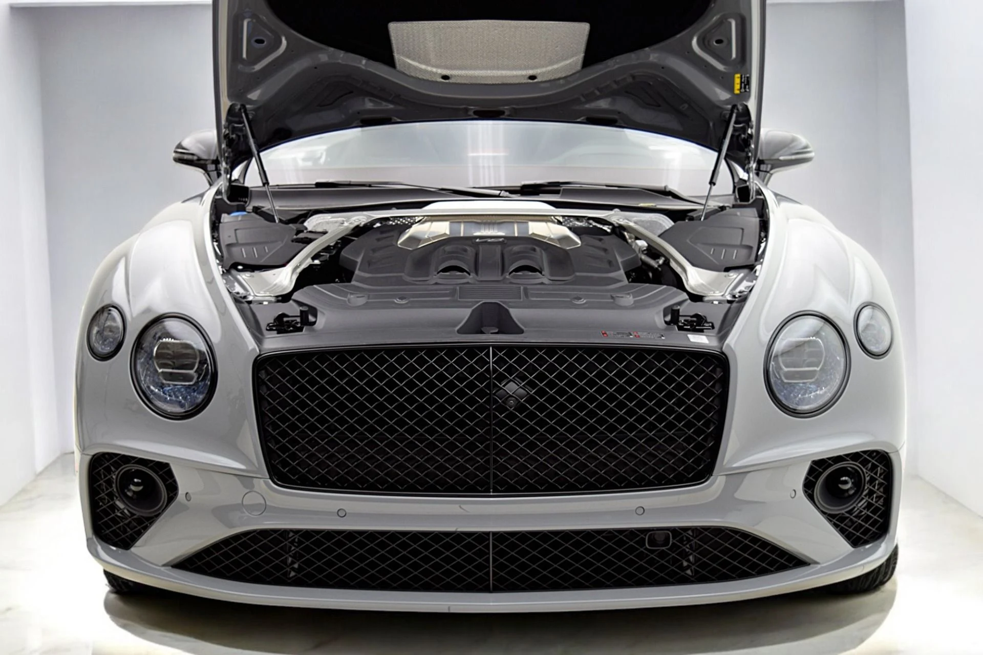 mph024_2311720720_Used_2023_Bentley_Continental_GTC_S_V8_LEASE_OPTIONS_AVAILABLE_b48e2a1cc2