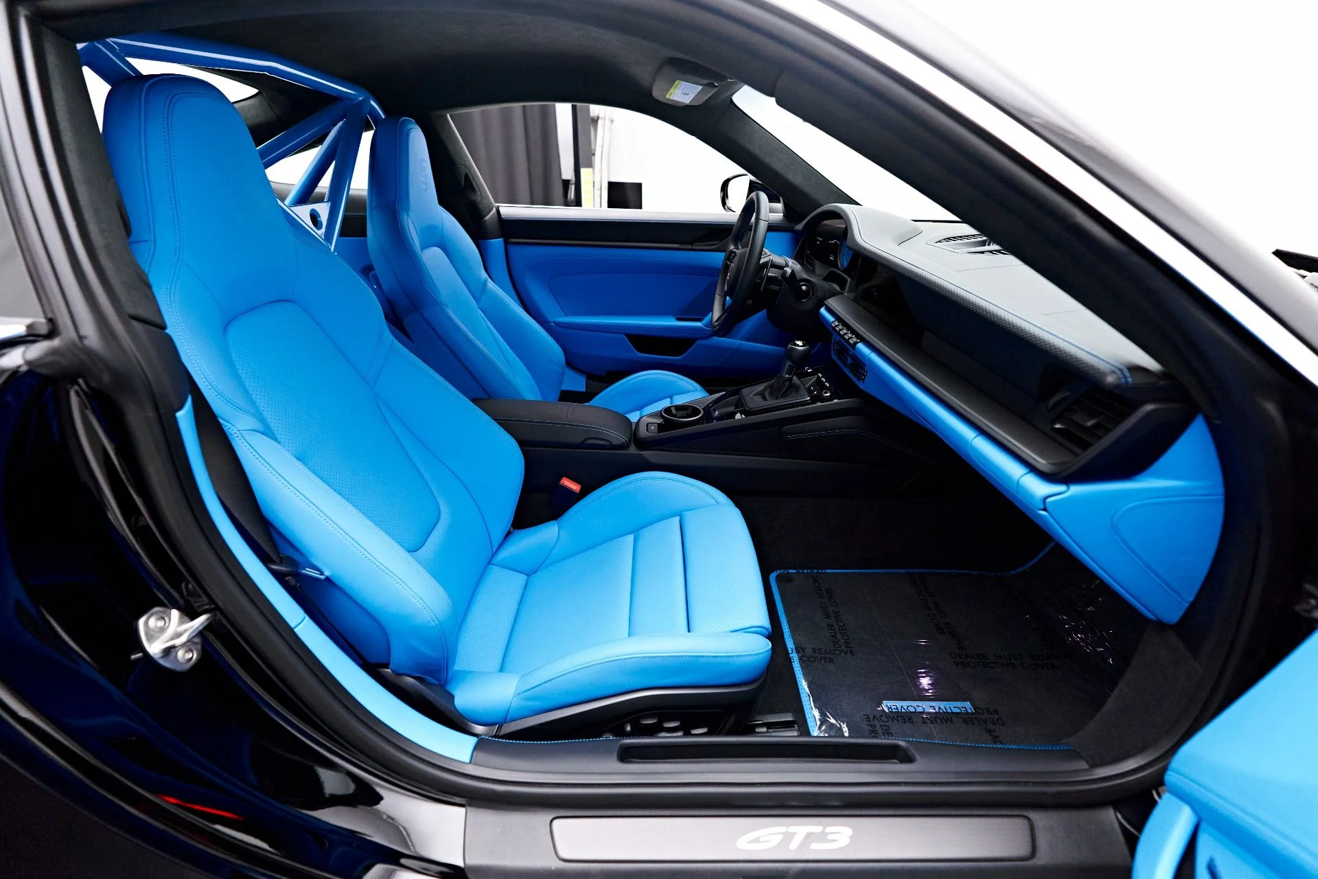 mph024_231325508_Used_2022_Porsche_911_GT_3_1707945213_f3c8014e87