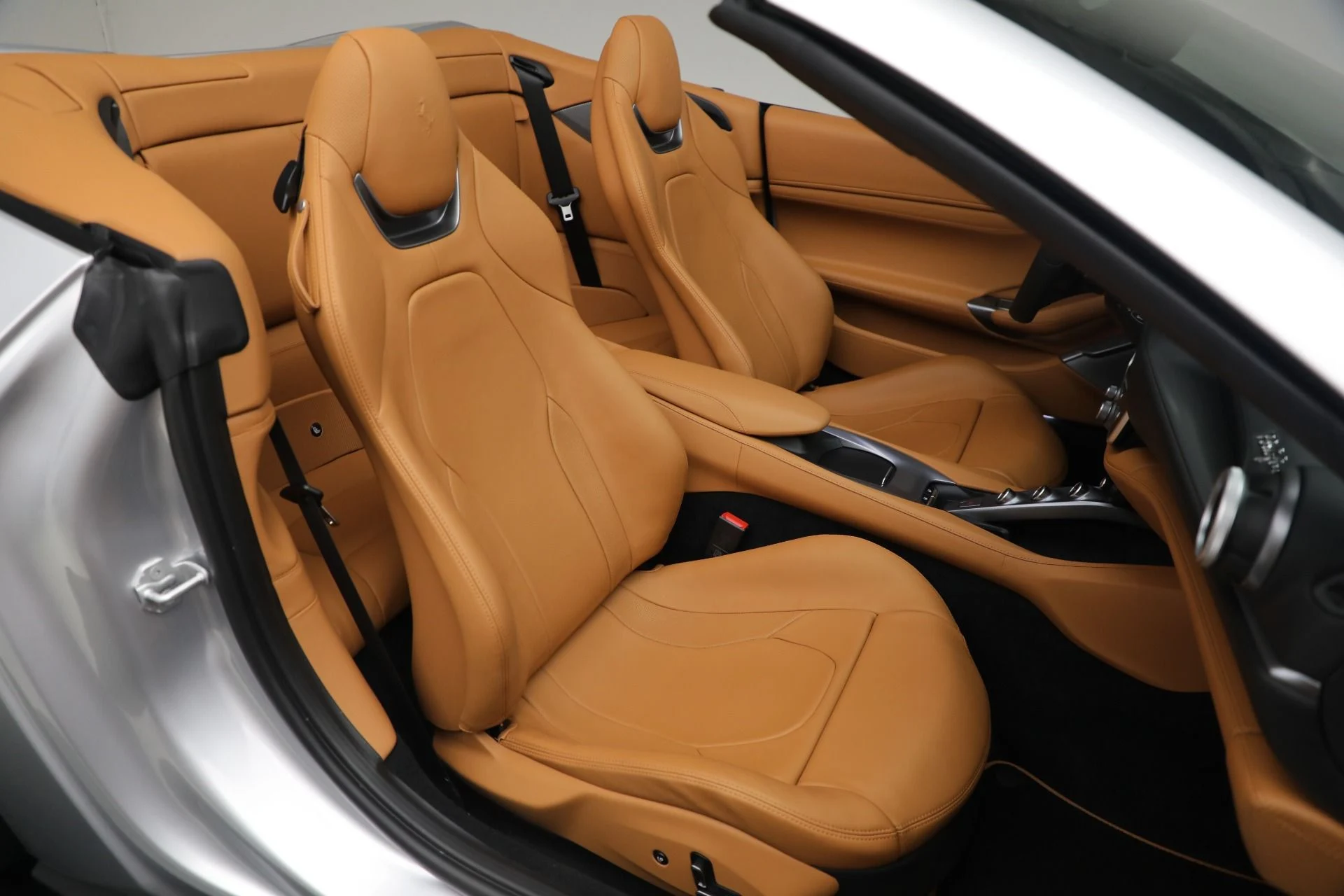 mph024_2315374376_Used_2022_Ferrari_Portofino_M_95e8901e9d