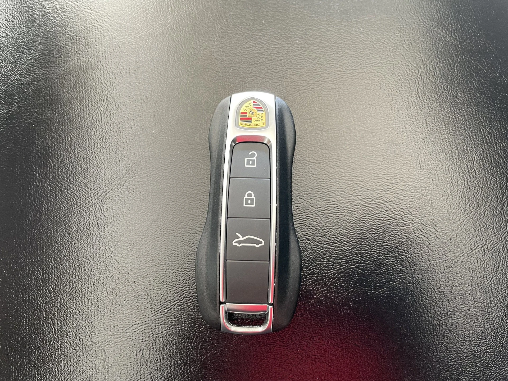 mph024_2315772225_dcc82f93ed50869c0fc61cf9c66b331bx_56d56e9094