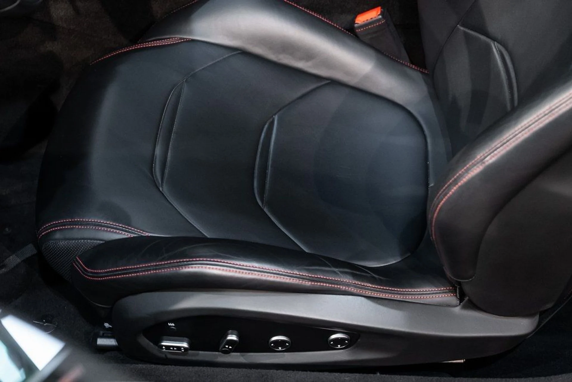 mph024_232191290_9cfbbfdf71cdcffc78f3496bddf5049a_d62c79e417