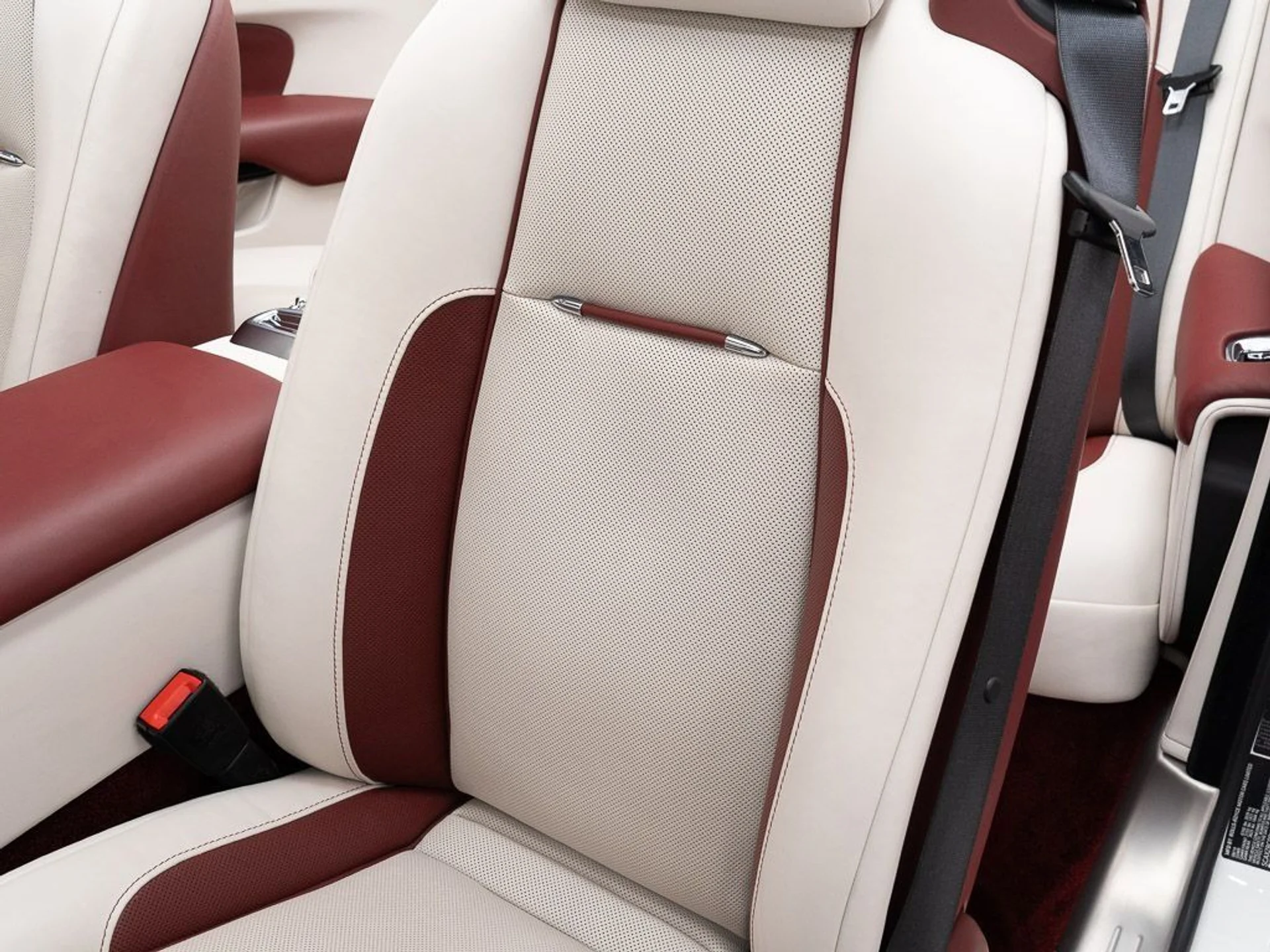 mph024_2325605541_717c716af8768aaaff6e9244f3e9bfdd_9fdefe9836