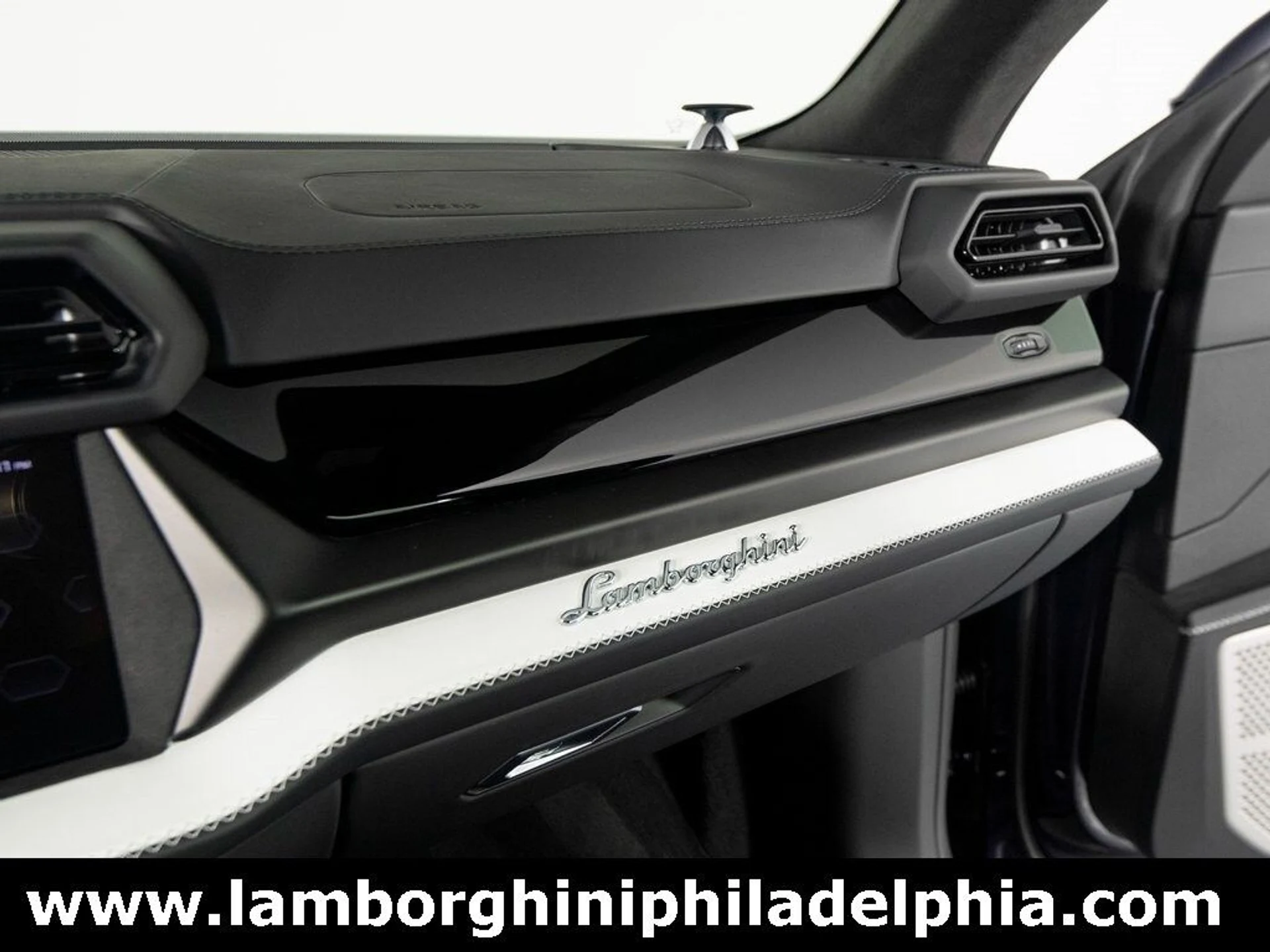 mph024_2332747598_003141ac1b2c316eee8ae8e31cd73118x_2dc7b46c71