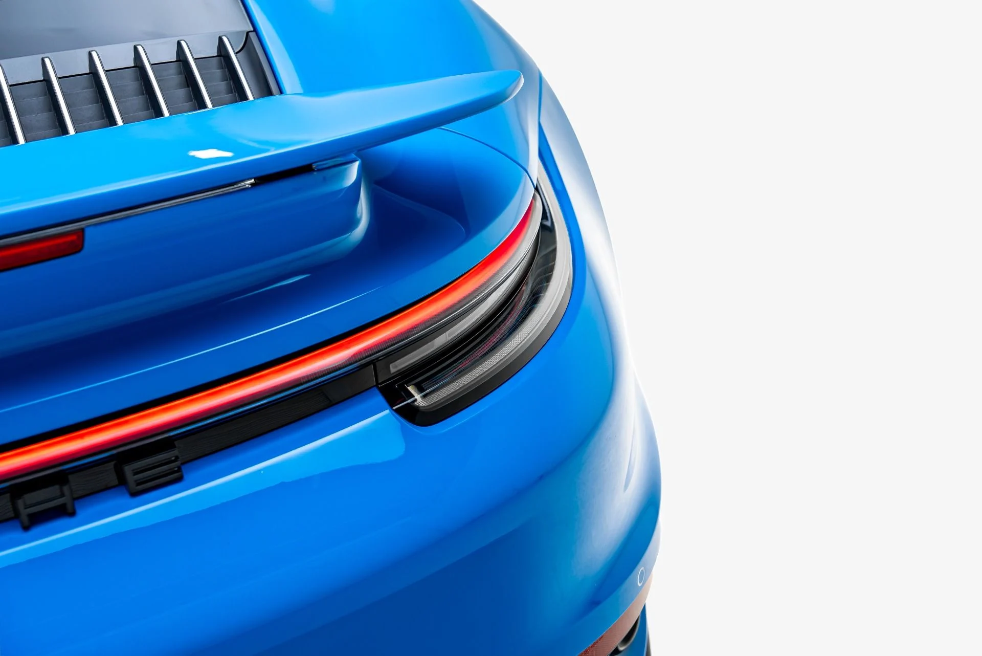 mph024_2335922999_Used_2023_Porsche_911_Turbo_S_1784604646_7814b6cced