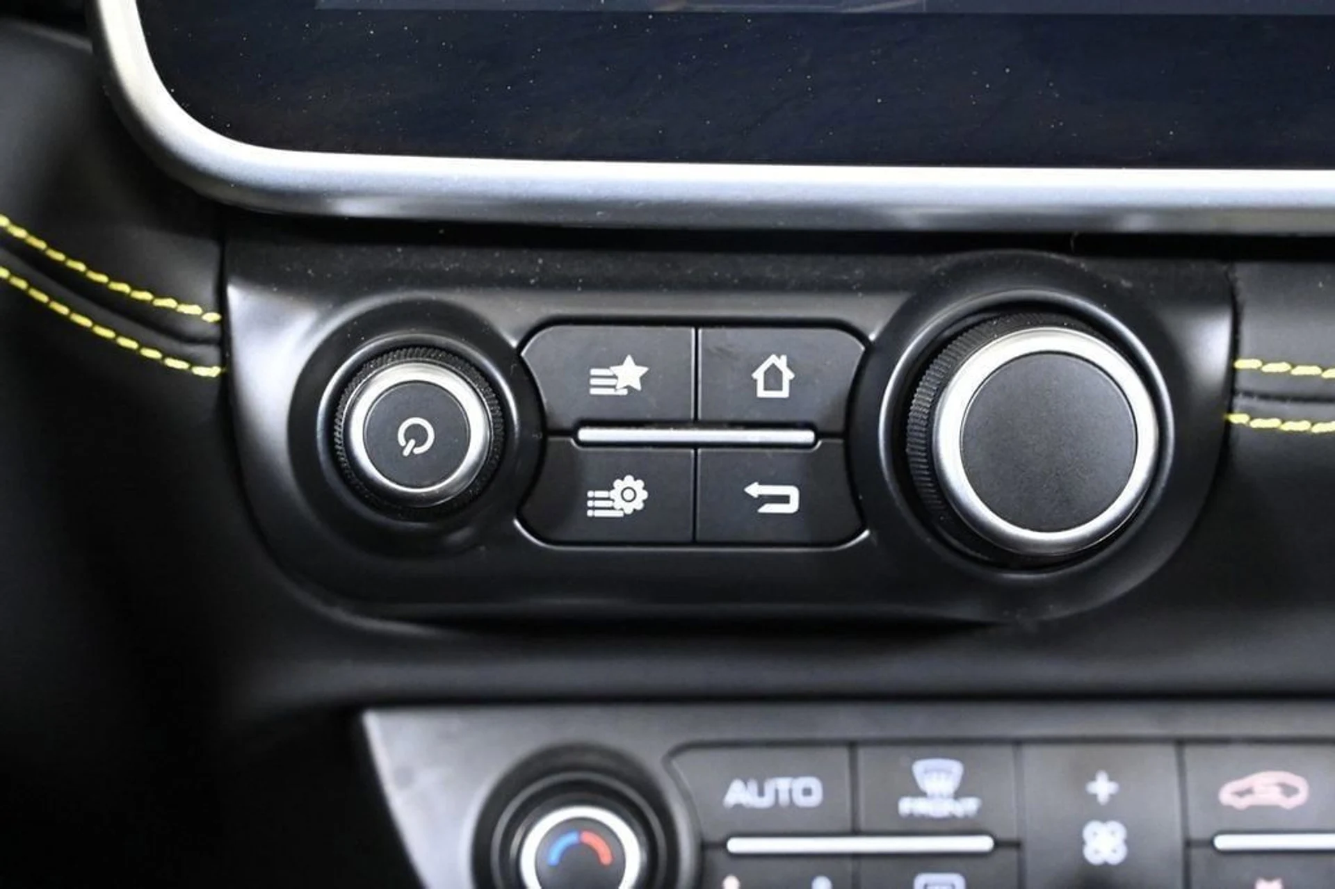 mph024_2336686178_866c70c4374944f0828d32a003f81b73_38d73e31c8