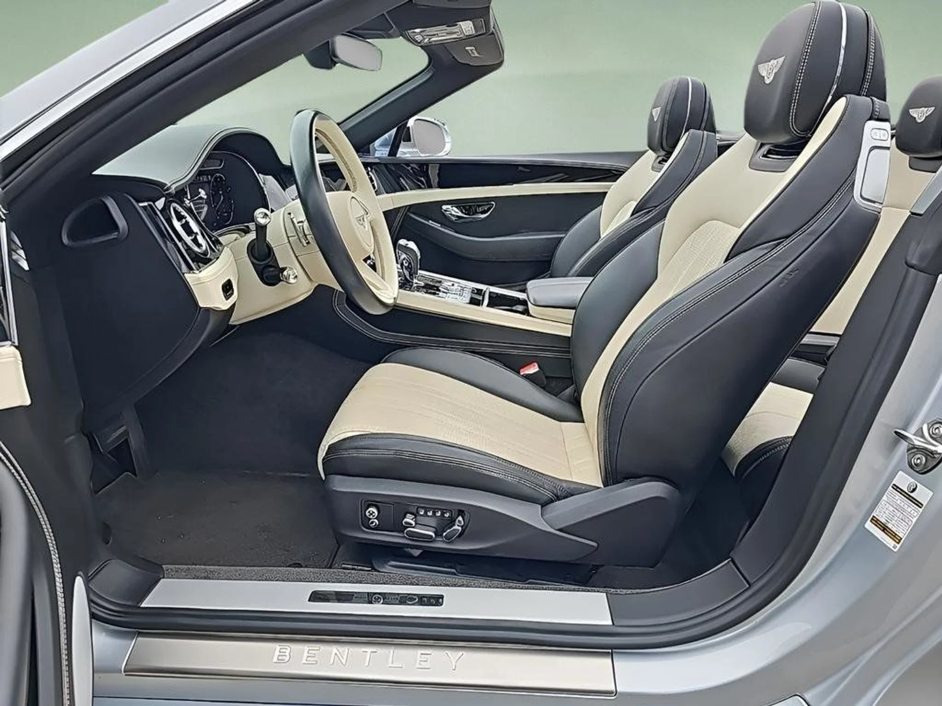 mph024_2342179791_3b8d89f1a549425eac1c0b9e4ba038e4_bad6c93804