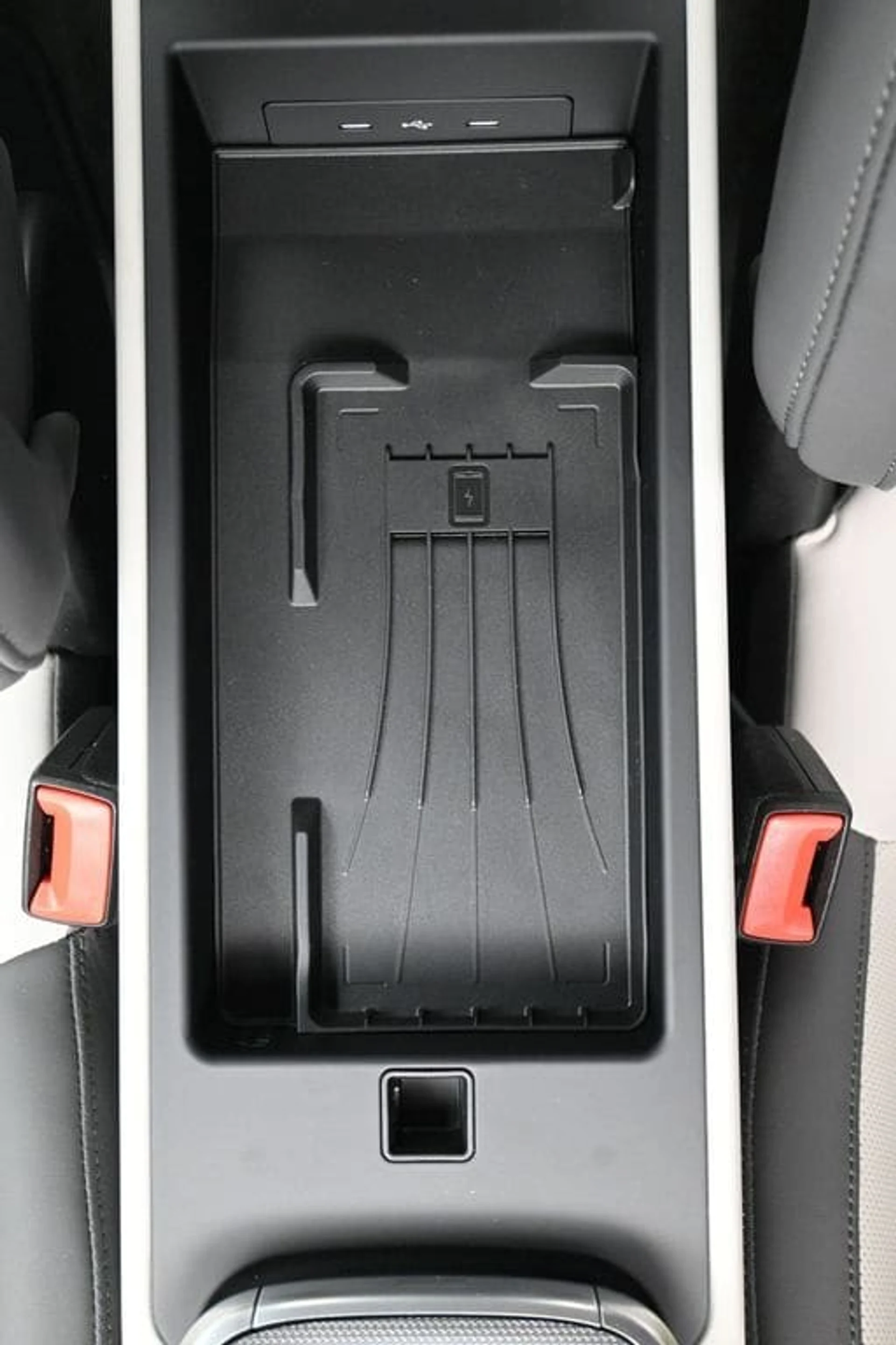 mph024_234391203_c75b06e793d1bd3c6a64afd6550f7fdex_b8725ff4f0