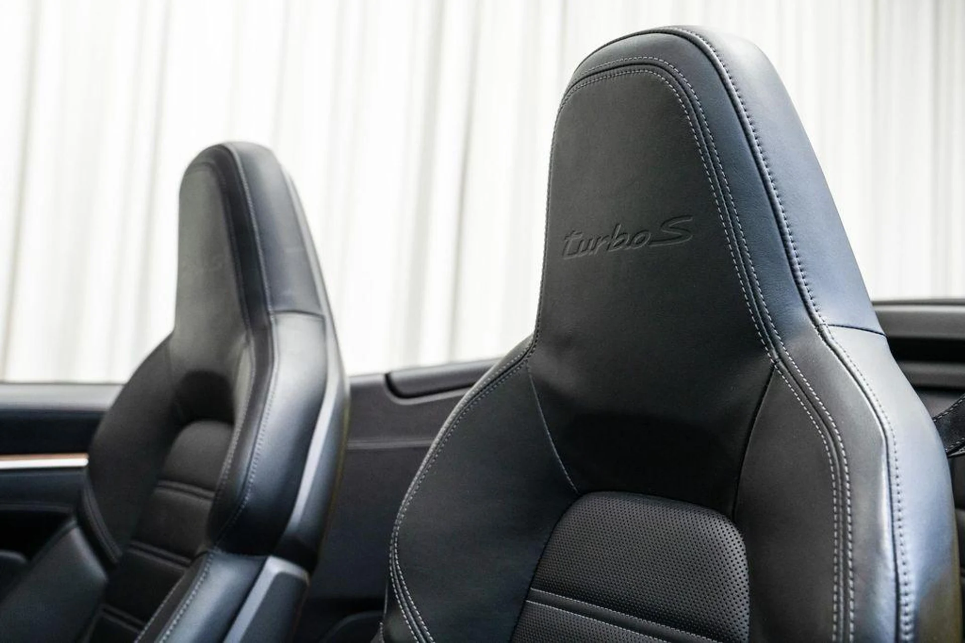 mph024_2344014656_ln_Lfab6_Bon9_C0umr_Elxr_Abgsg04_f0bc0d0279