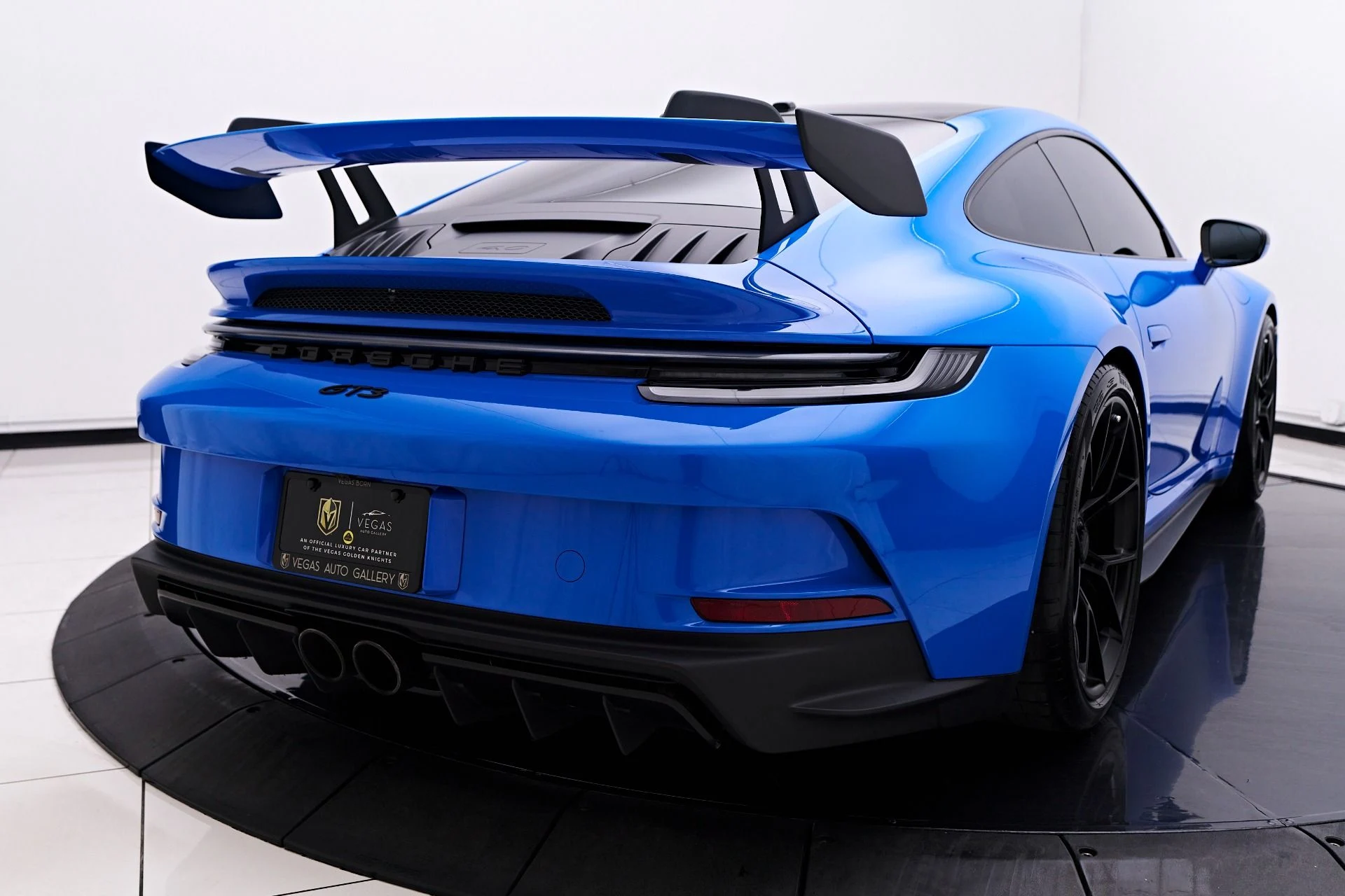 mph024_2357857720_Used_2022_Porsche_911_GT_3_1757034814_e857d2a7f3