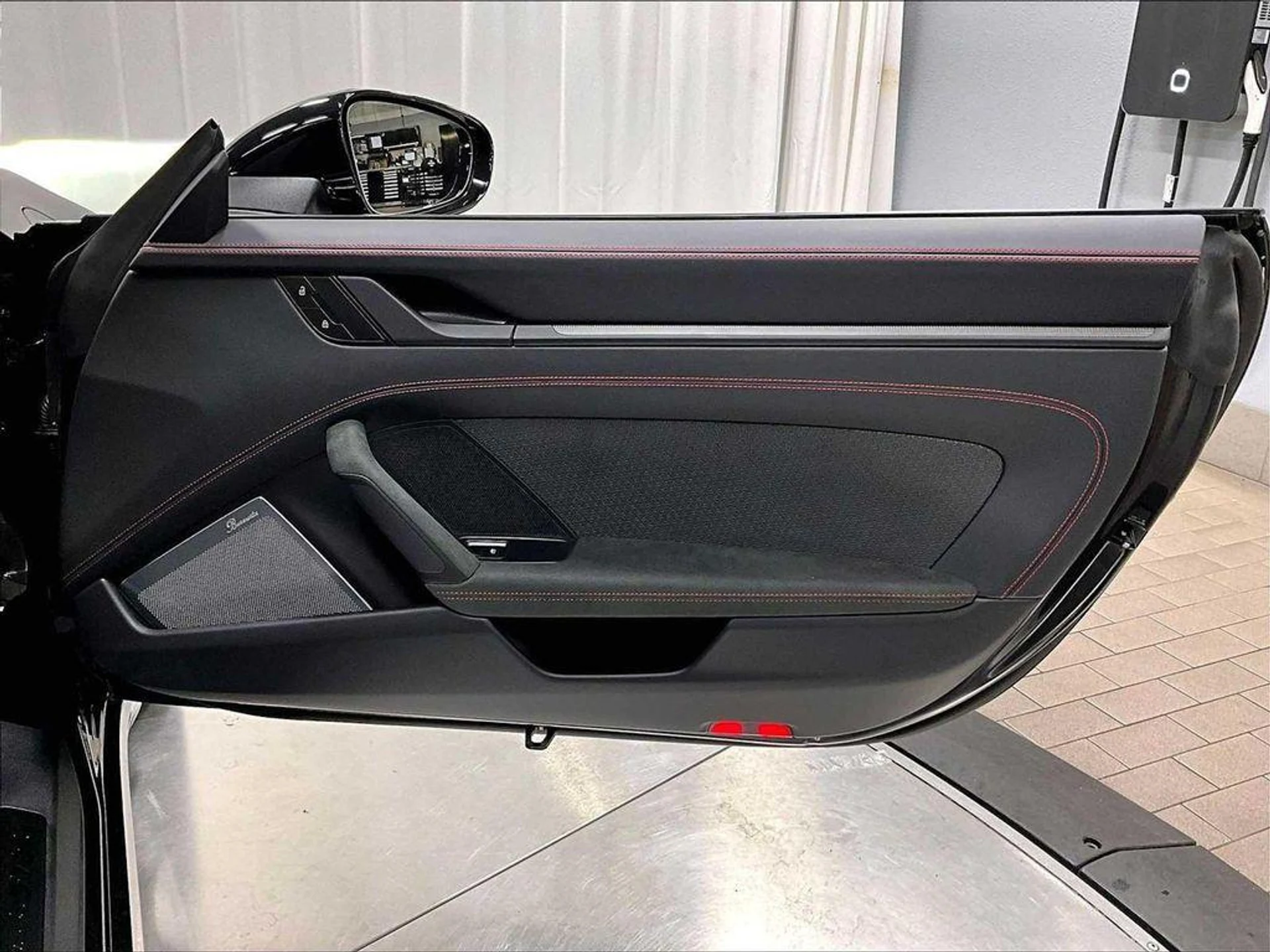 mph024_2358763232_2_D_Dwp_Njw1cm_Ge_Vp_J9b_PL_3_Vo_C_I_c5589e812f