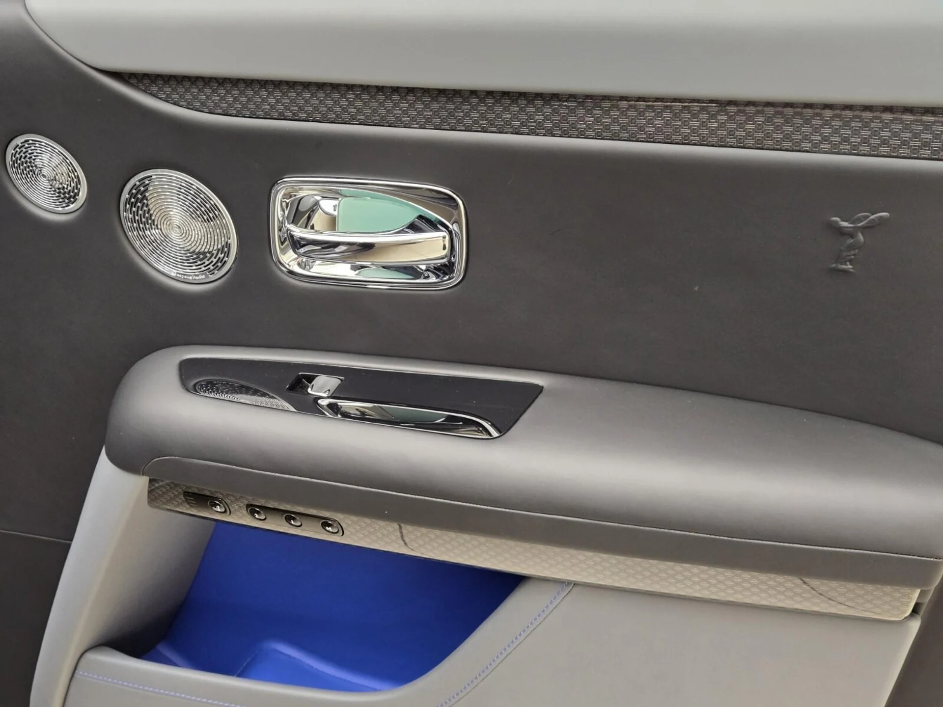 mph024_2359608066_Used_2023_Rolls_Royce_Ghost_1741259144_869b997f2d