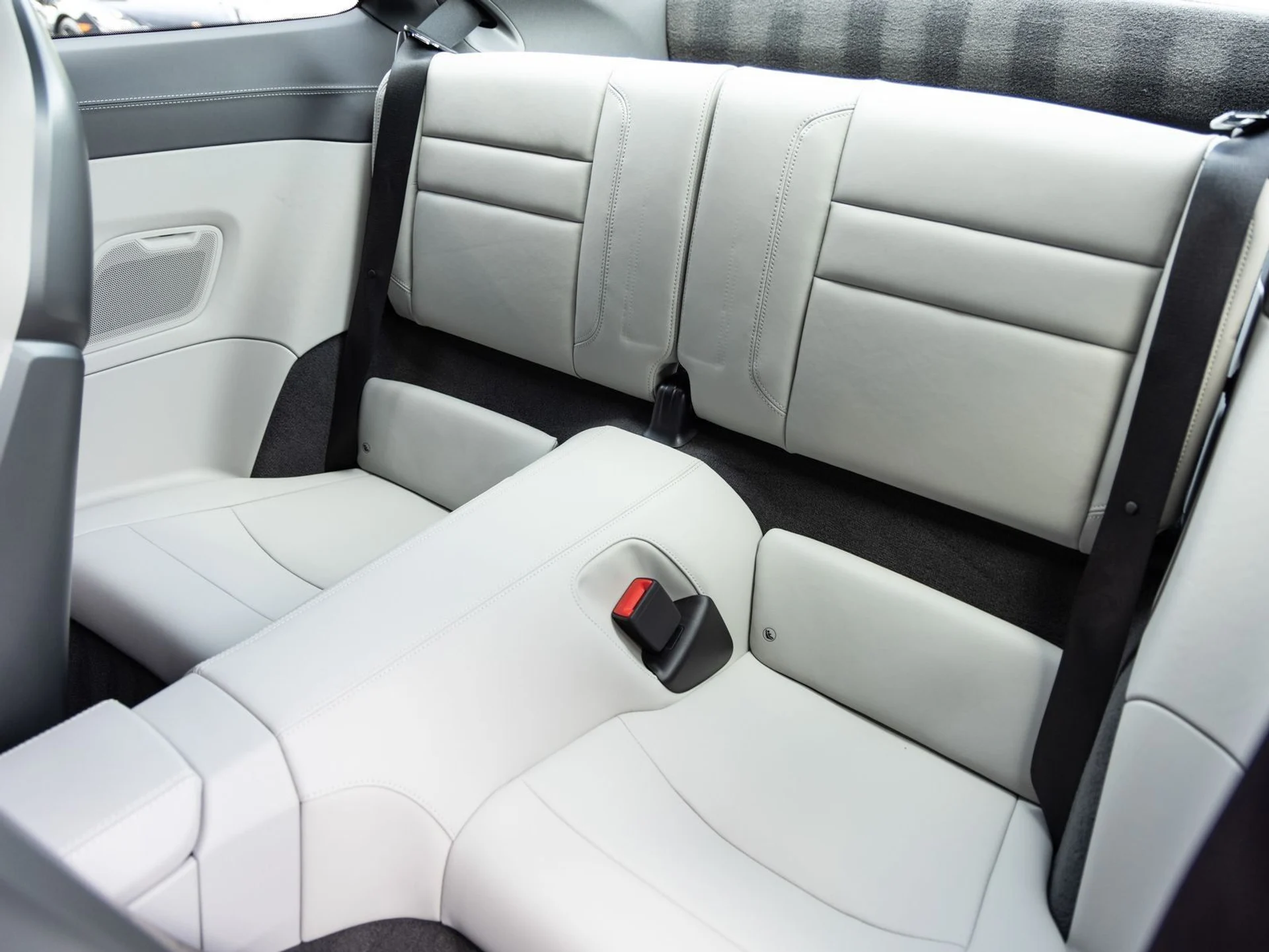 mph024_236358649_25_b5aff74da3