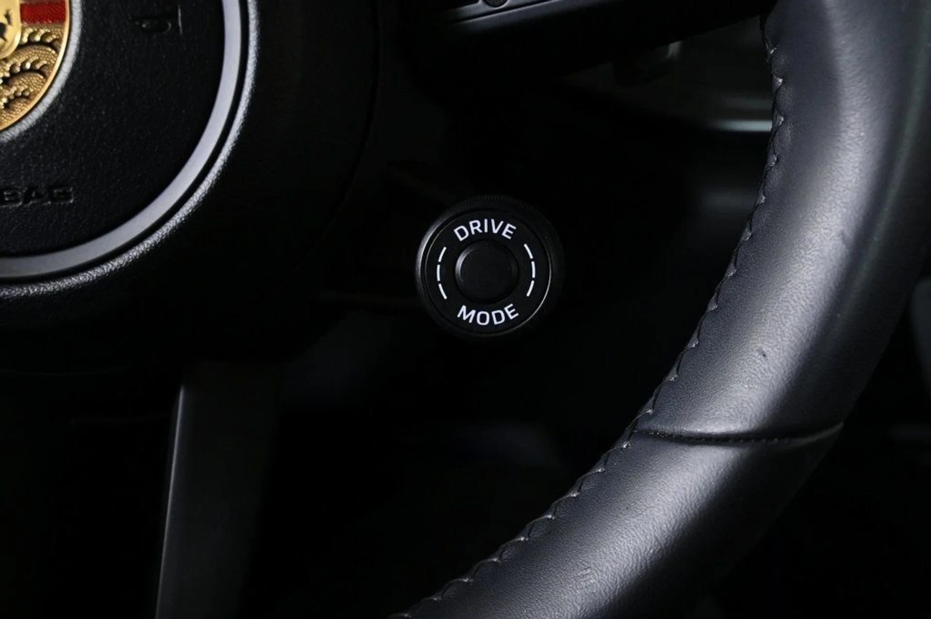 mph024_2363756346_4dc4a839bf9942099ef5e18b9c10c8cc_4400d07f25