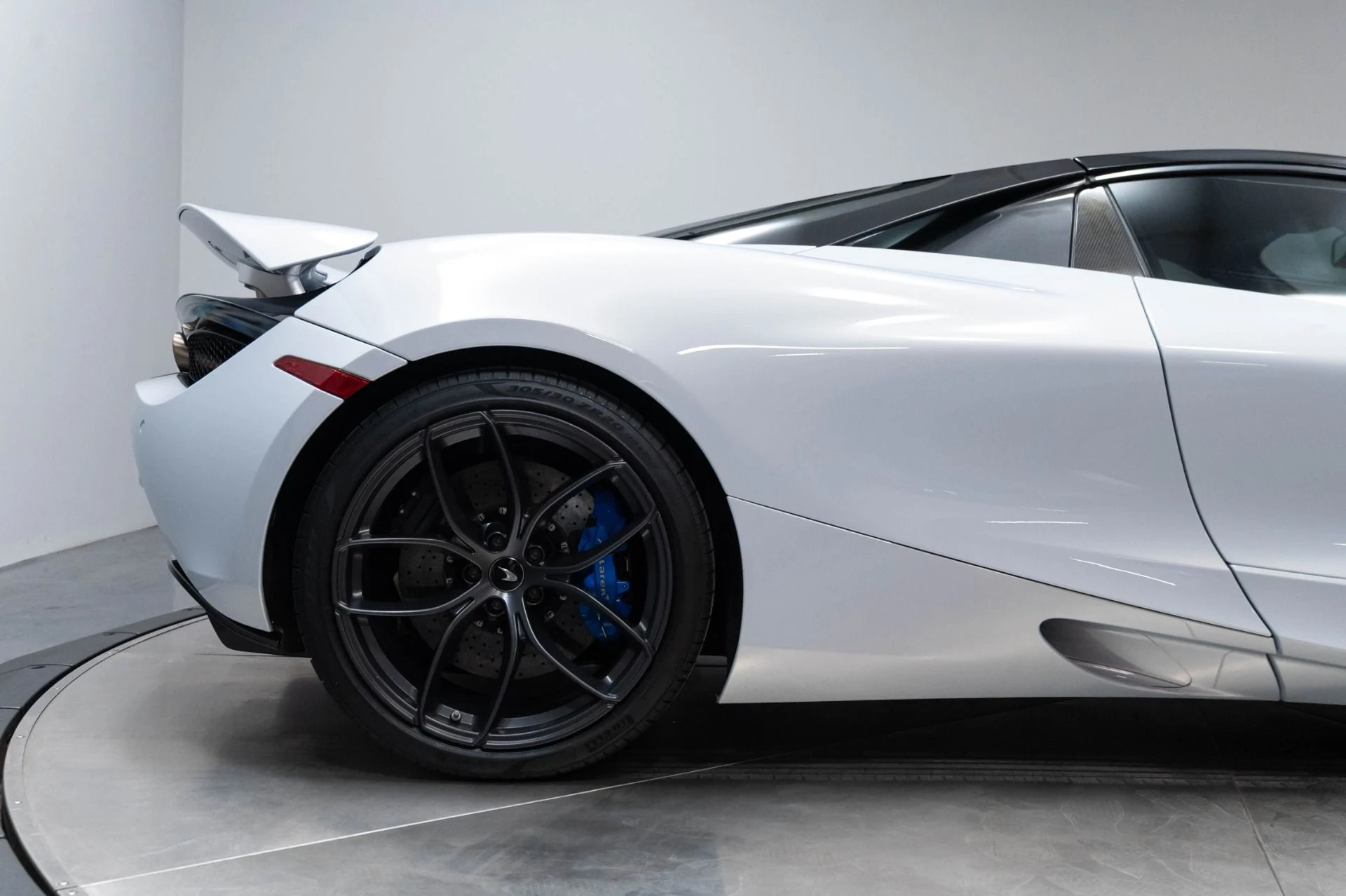 mph024_236420727_Used_2020_Mc_Laren_720_S_Luxury_1783456114_53be32736f