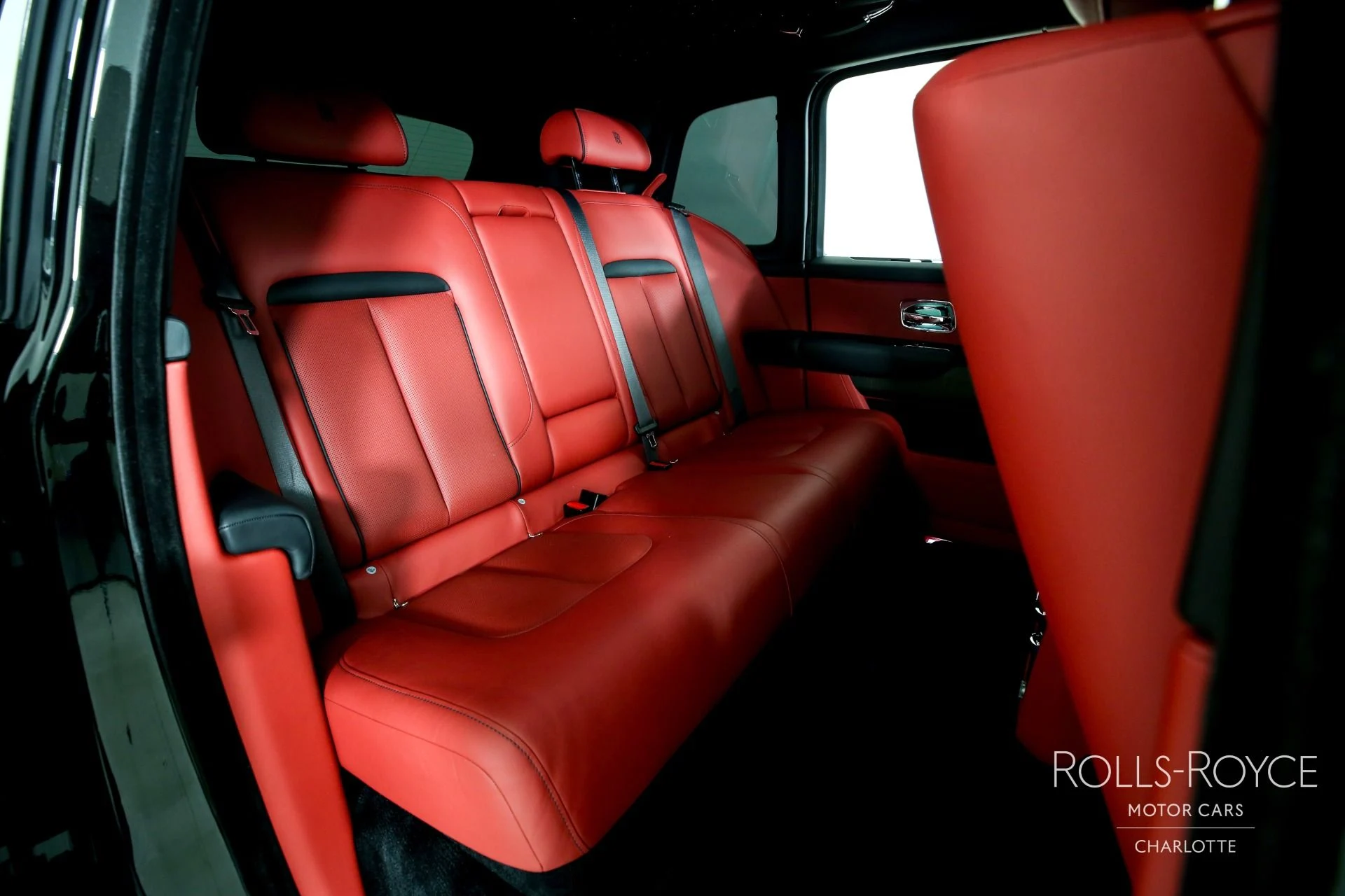 mph024_2365978942_Used_2022_Rolls_Royce_Cullinan_1692834751_7404ca86e1